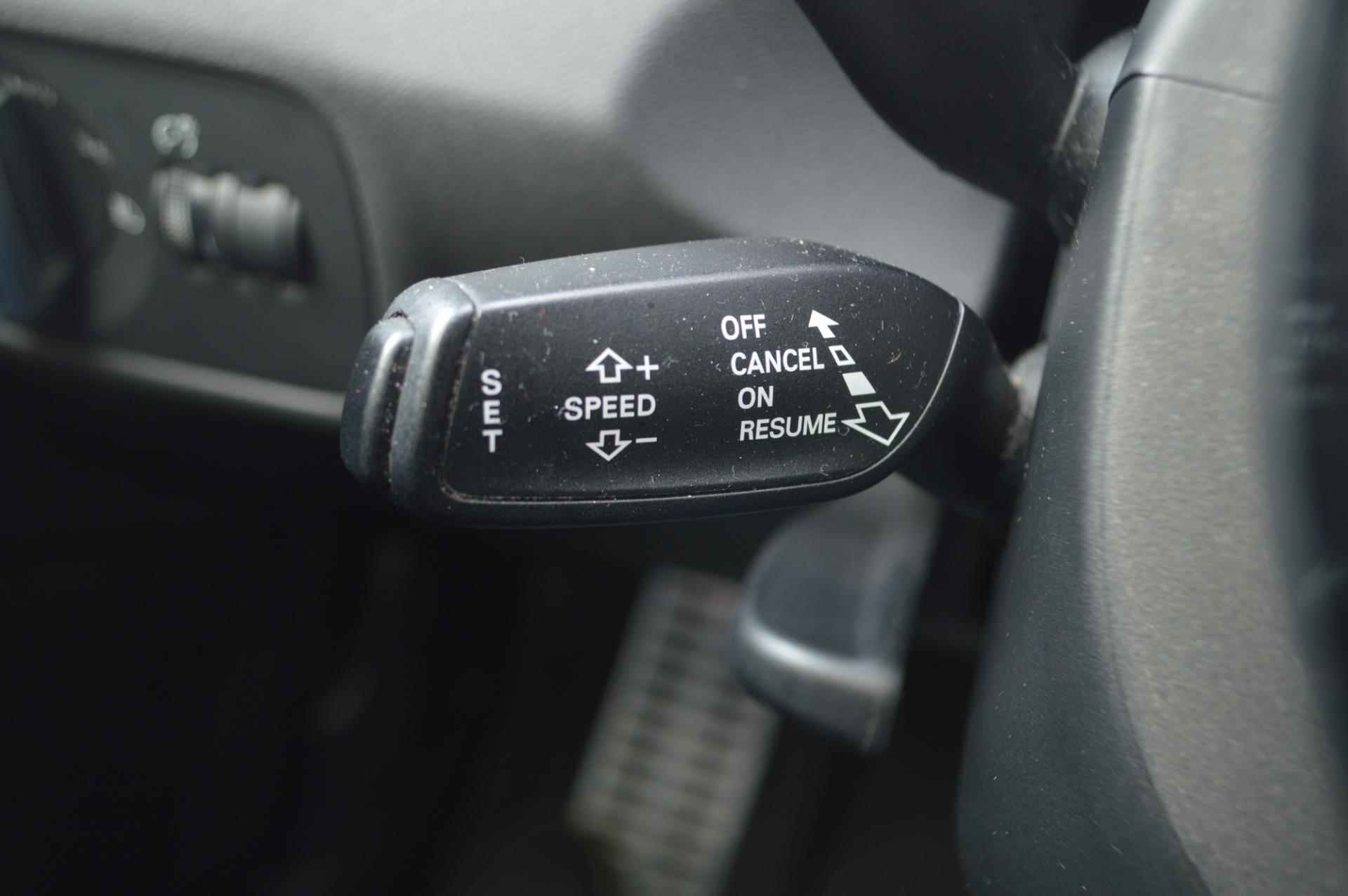 Audi A1 Sportback 1.4 TFSI Sport Edition Automaat | Navi | Half leder - 32/39
