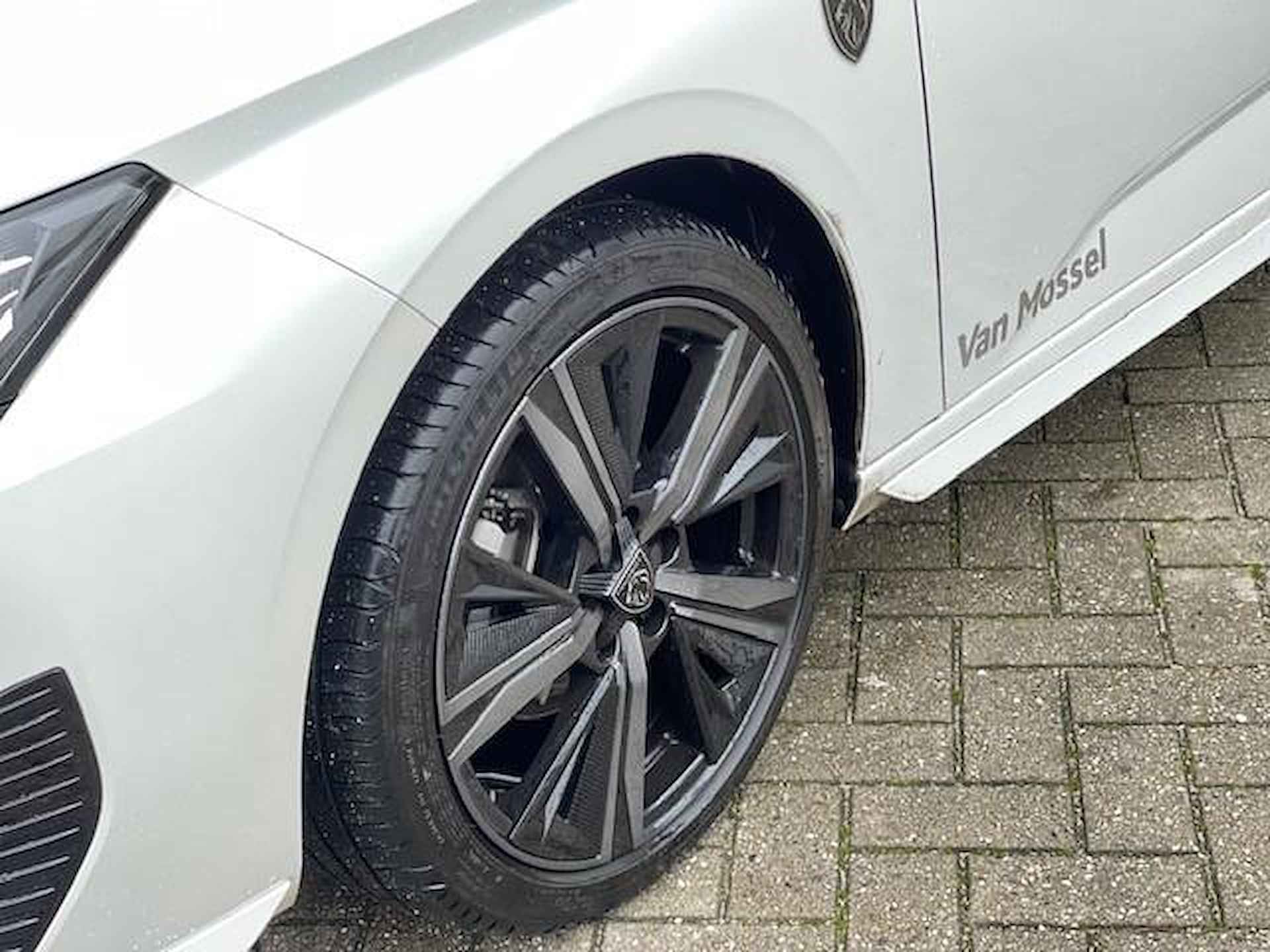Peugeot 308 GT PACK BUSINESS | Automaat | Navigatie | Camera | LED | 1e Eigenaar | - 11/41
