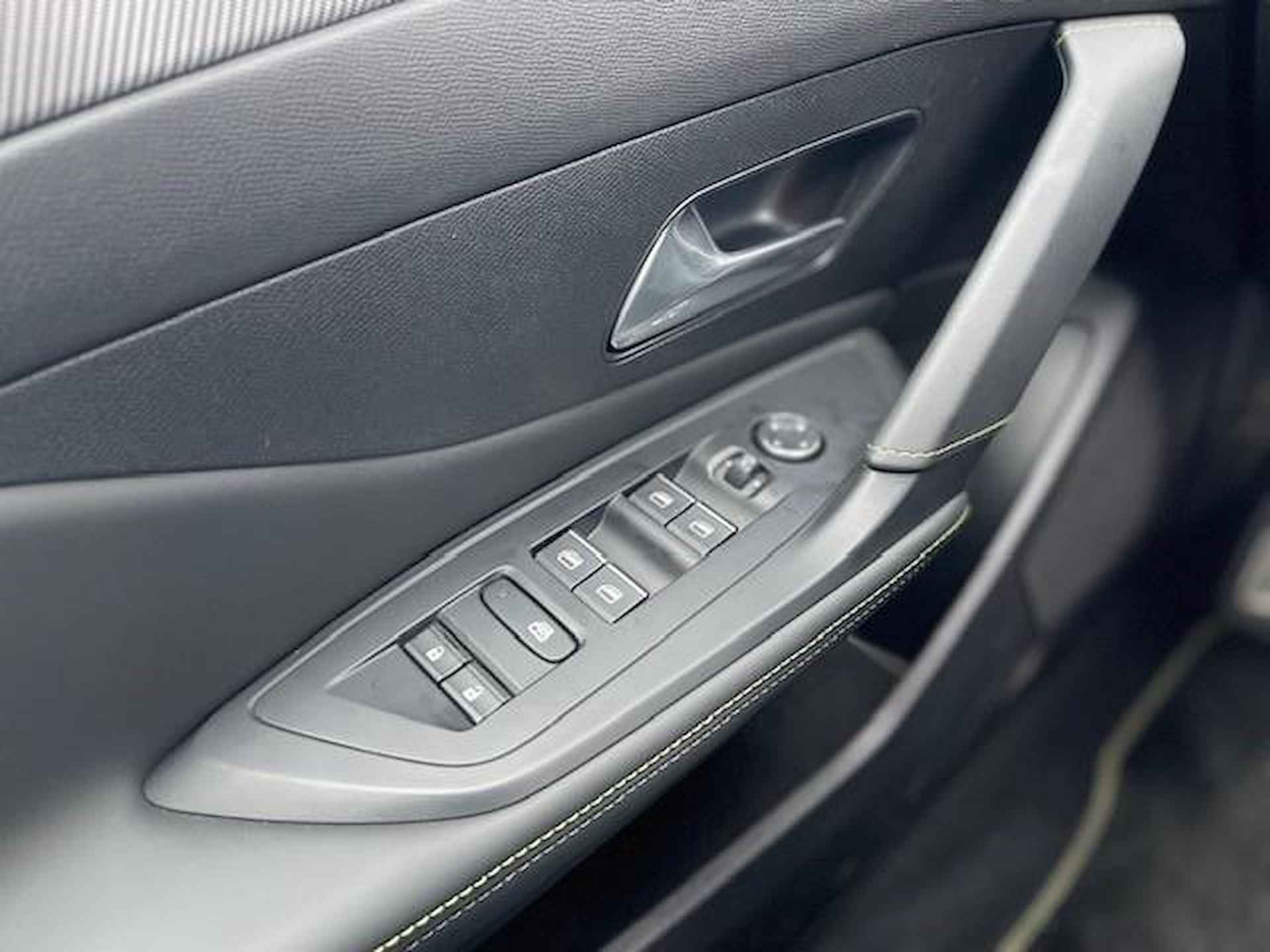 Peugeot 308 GT PACK BUSINESS | Automaat | Navigatie | Camera | LED | 1e Eigenaar | - 32/41
