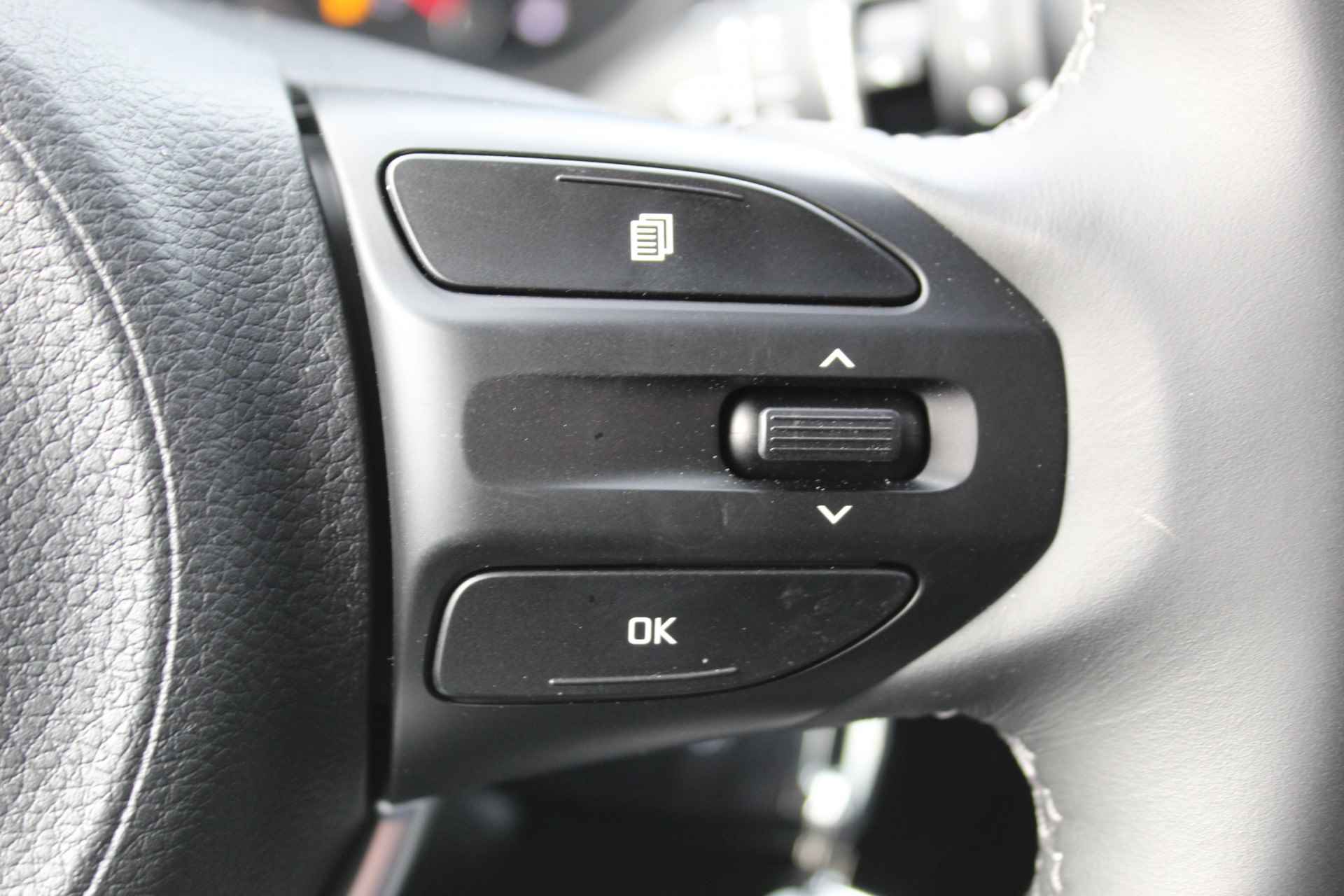 Kia Rio 1.0-100pk T-GDi AUTOMAAT ComfortLine Airco, Parkeersensoren achter, Bluetooth, stoel-en stuurwielverwarming, DAB+ radio - 13/35
