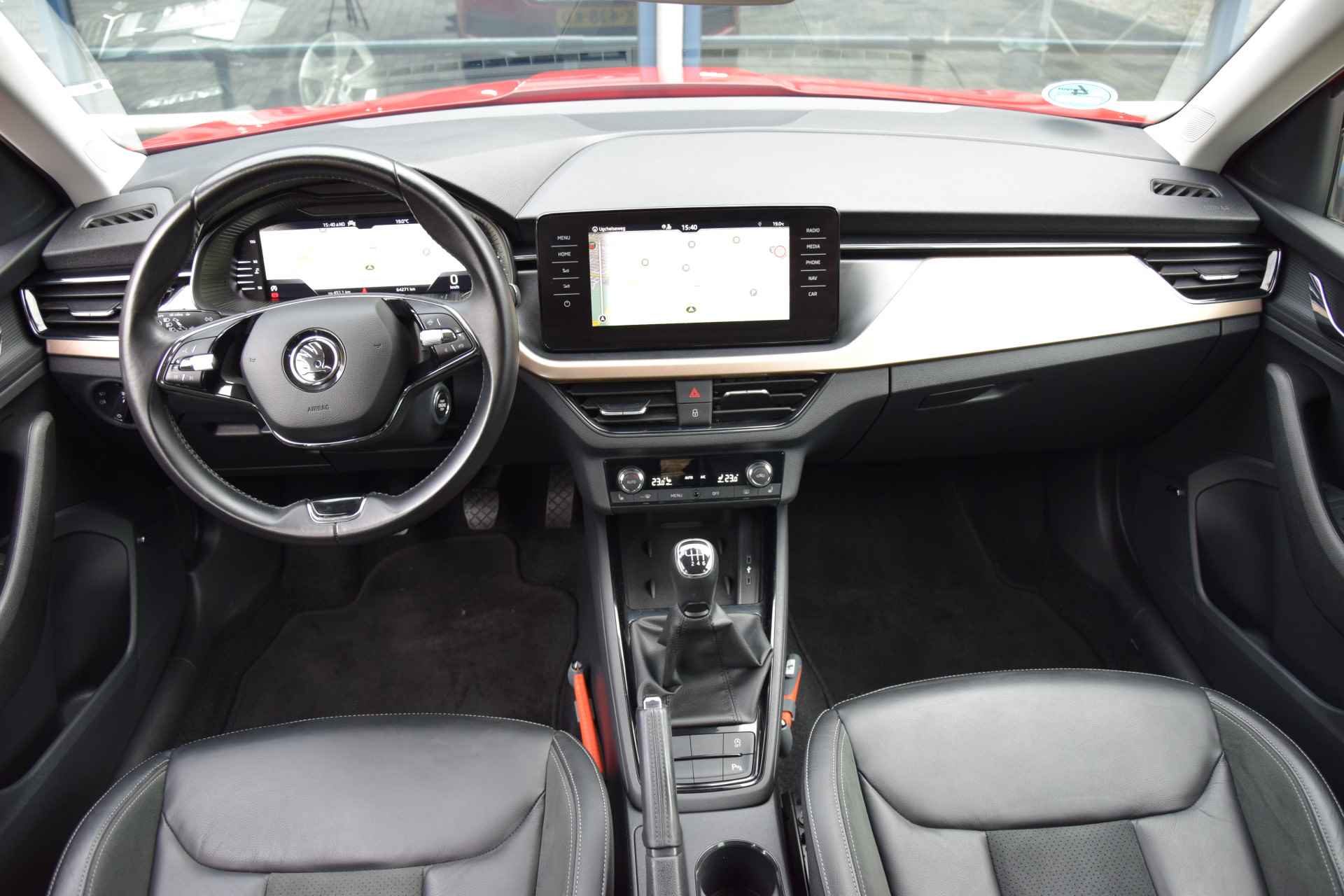 Škoda Kamiq 1.0 TSI 110PK Style | Org NL | BOVAG Garantie | Trekhaak | Virtual Cockpit | PDC V&A | Apple Carplay/Android Auto | Half Lederen Bekleding | Stoelverwarming | - 6/41