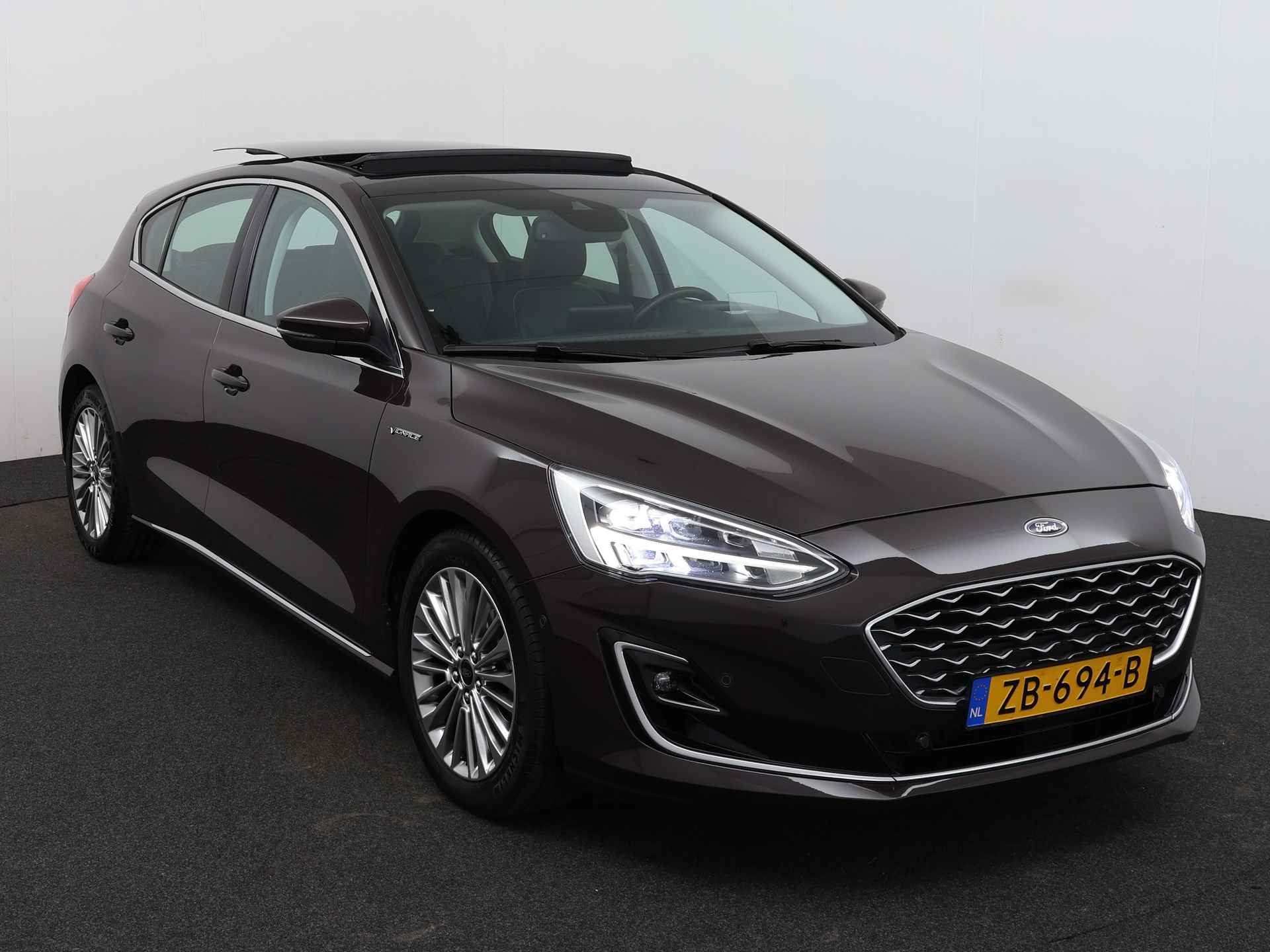 Ford Focus 1.0 EcoBoost Vignale | Panoramadak | - 28/43