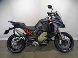 Ducati MULTISTRADA V4 S GRAND TOUR