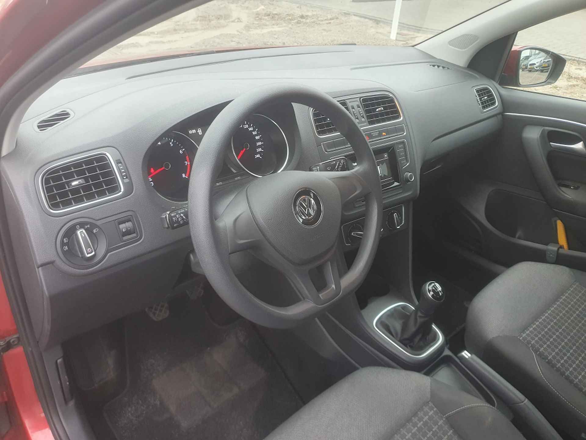 Volkswagen Polo 1.2 TSI Comfortline Cruise-control - 10/24