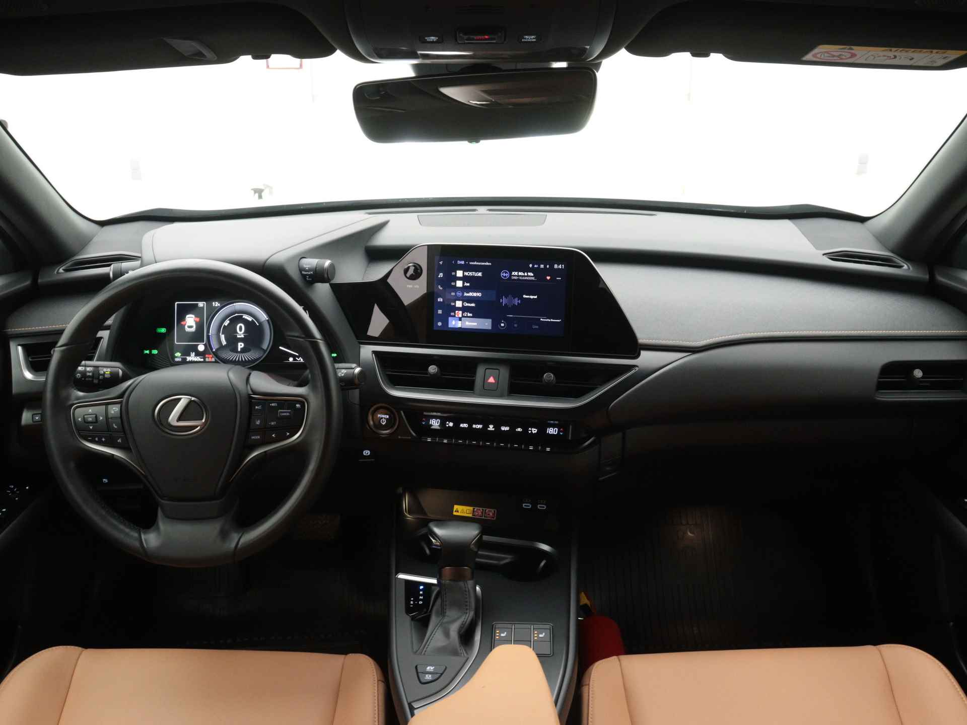 Lexus UX 250h F-Sport Design Limited | Leder Interieur | Stoelverwarming | Apple Carplay -/ Android Auto | - 6/46