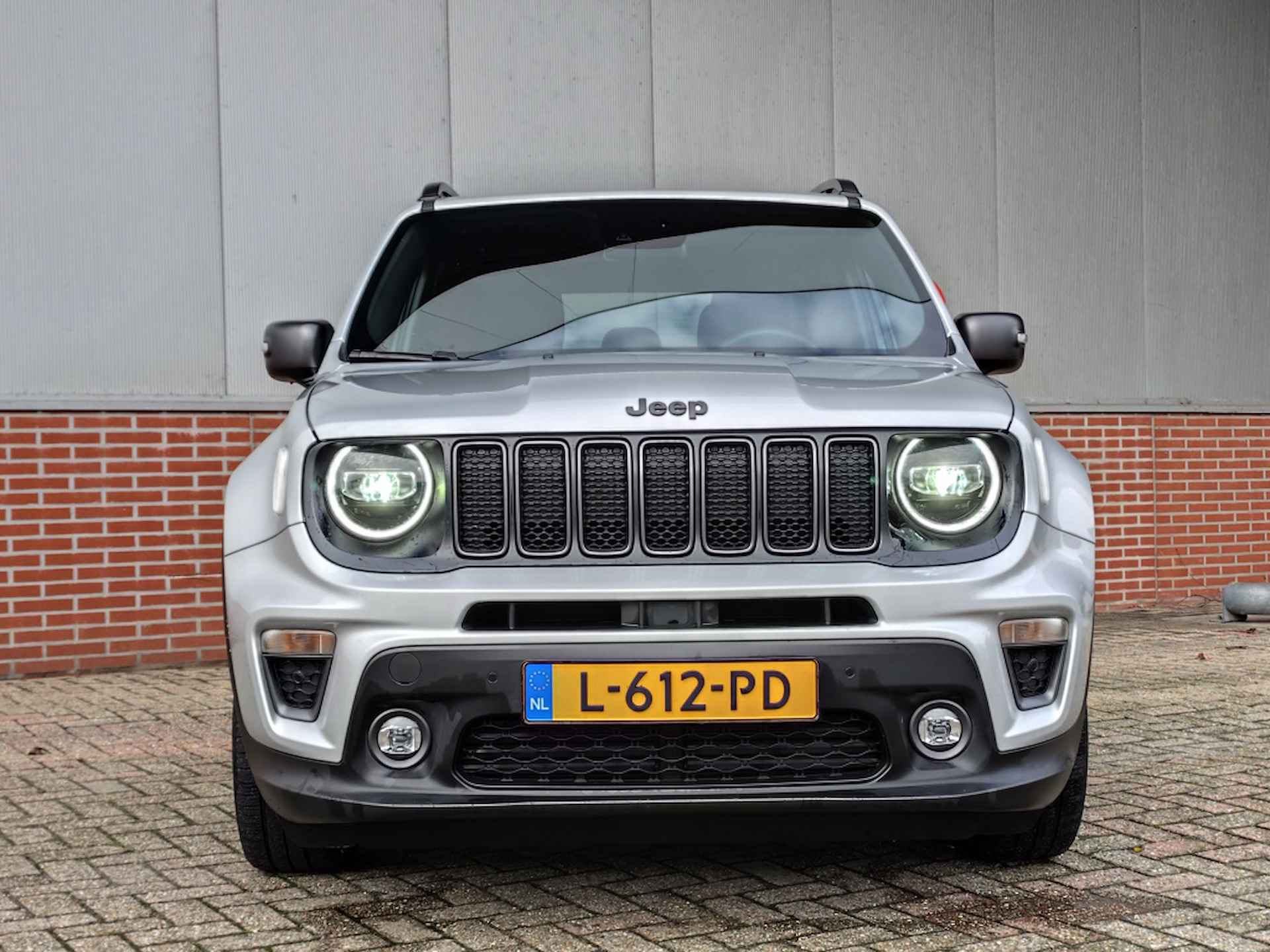 Jeep Renegade 1.3 Turbo 150 PK DDCT 80th Anniversary | Navi | 19" - 3/30