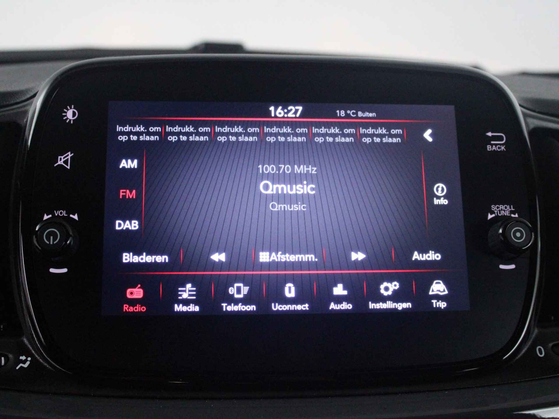 Fiat 500C 1.0 Hybrid 70 Dolcevita Airco/Cruisecontrol/Apple Carplay/Android Auto - 33/41