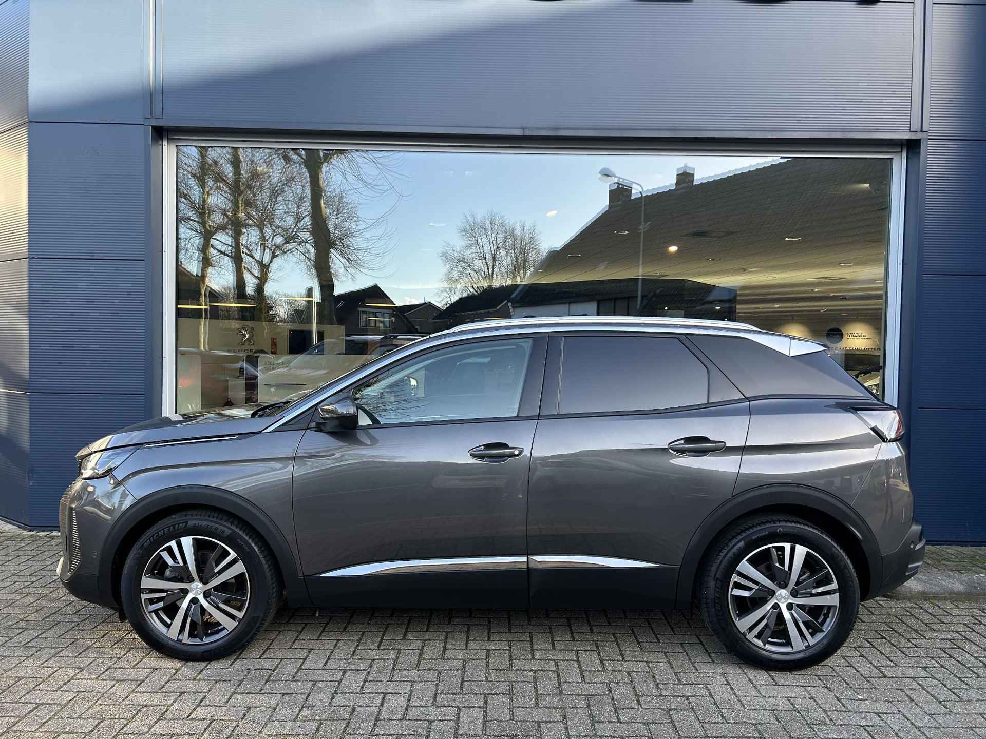 Peugeot 3008 1.2 Turbo 130PK Allure Pack | Navigatie | Dodehoek bewaking | Electrische achterklep | 1400KG Trekvermogen | Keyless Entry | Cruise control | Stoelverwarming | LED Verlichting | DAB | Parkeersensoren. - 5/52