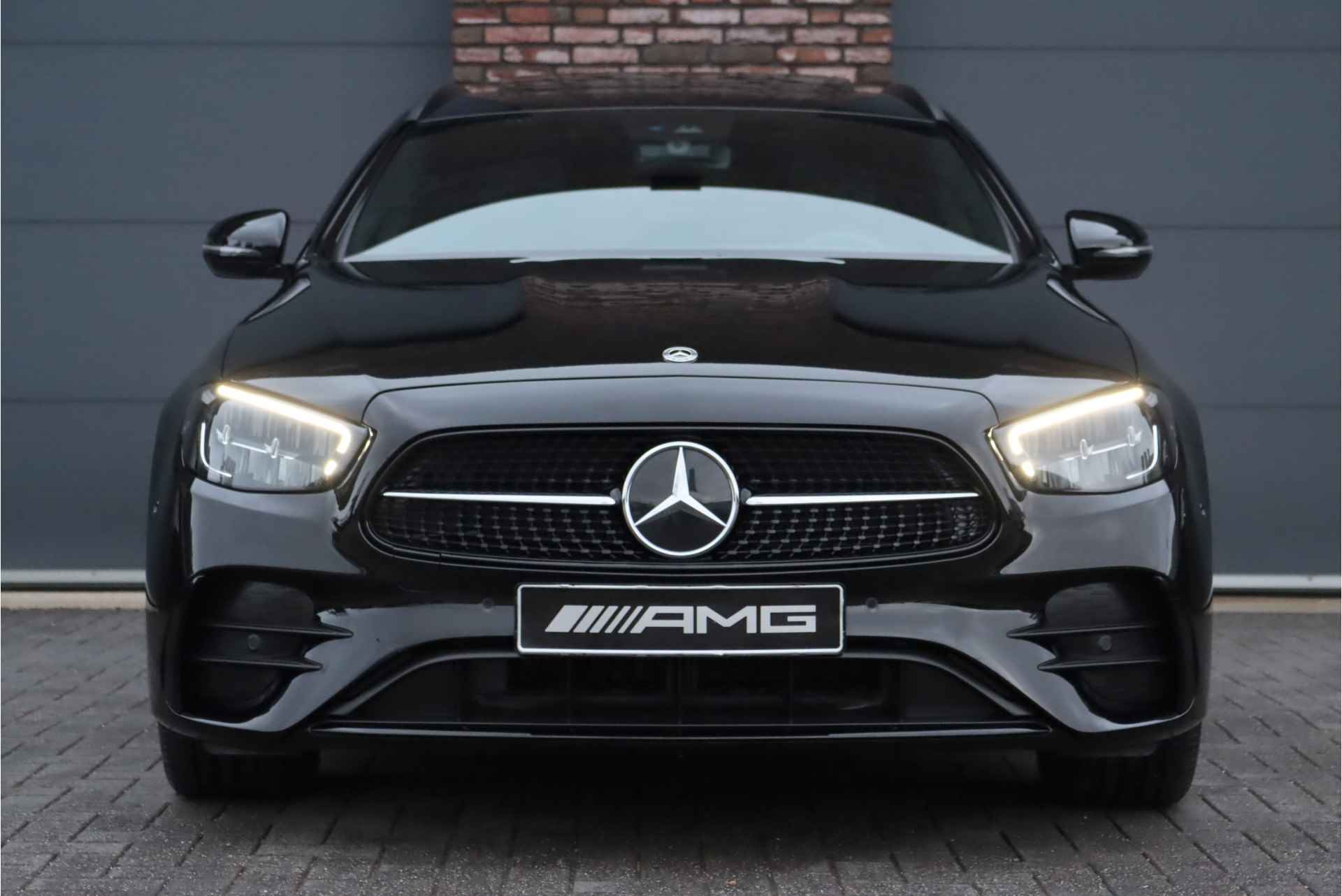 Mercedes-Benz E-Klasse Estate 300 de AMG Line 'Night Edition' Aut9 | Schuifdak | Dodehoekassistent | Camera | Augmented Reality | Sfeerverlichting | Stoelverwarming | DAB | - 14/39