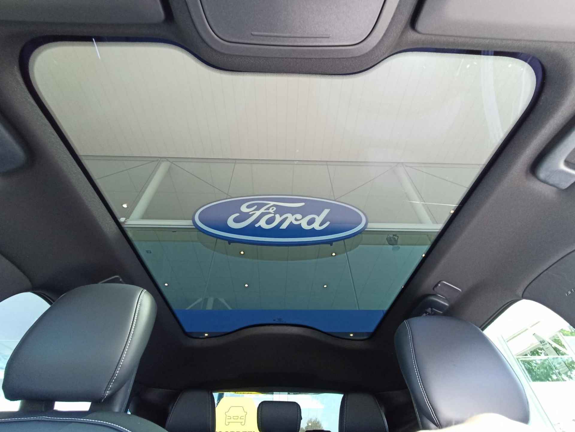 Ford Mustang Mach-E 98kWh AWD GT 20"LM Velgen | Navigatie + B&O | PDC V+A  en Camera V+A | Winter Pack | Panorama dak | - 26/29