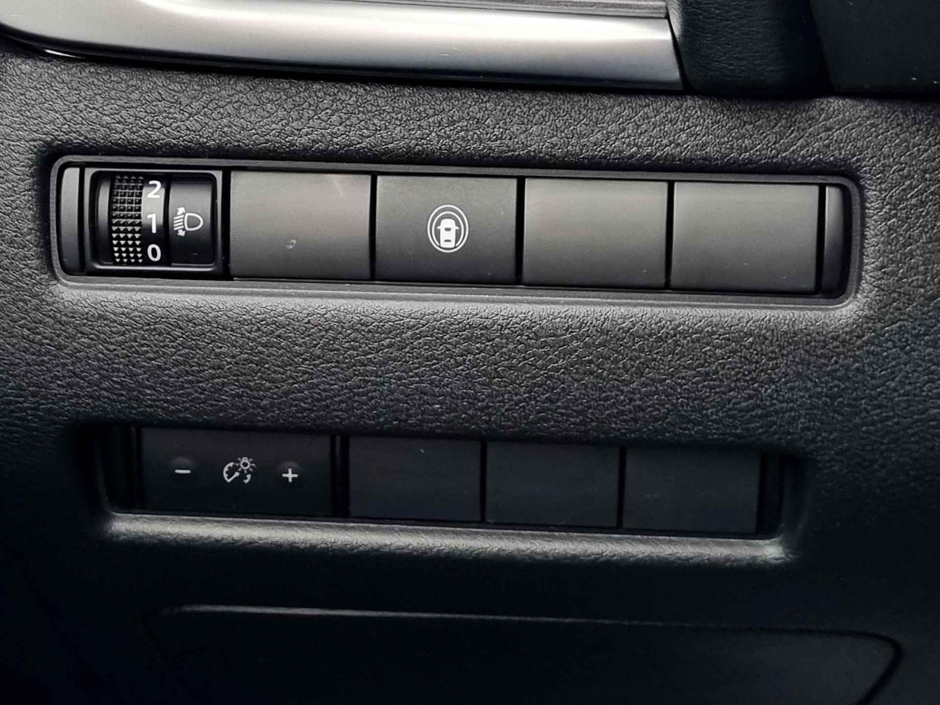 Nissan X-Trail 1.5 e-Power N-Connecta Automaat / Navigatie / Cruise Control Adaptief / Rondomzicht Camera - 35/52