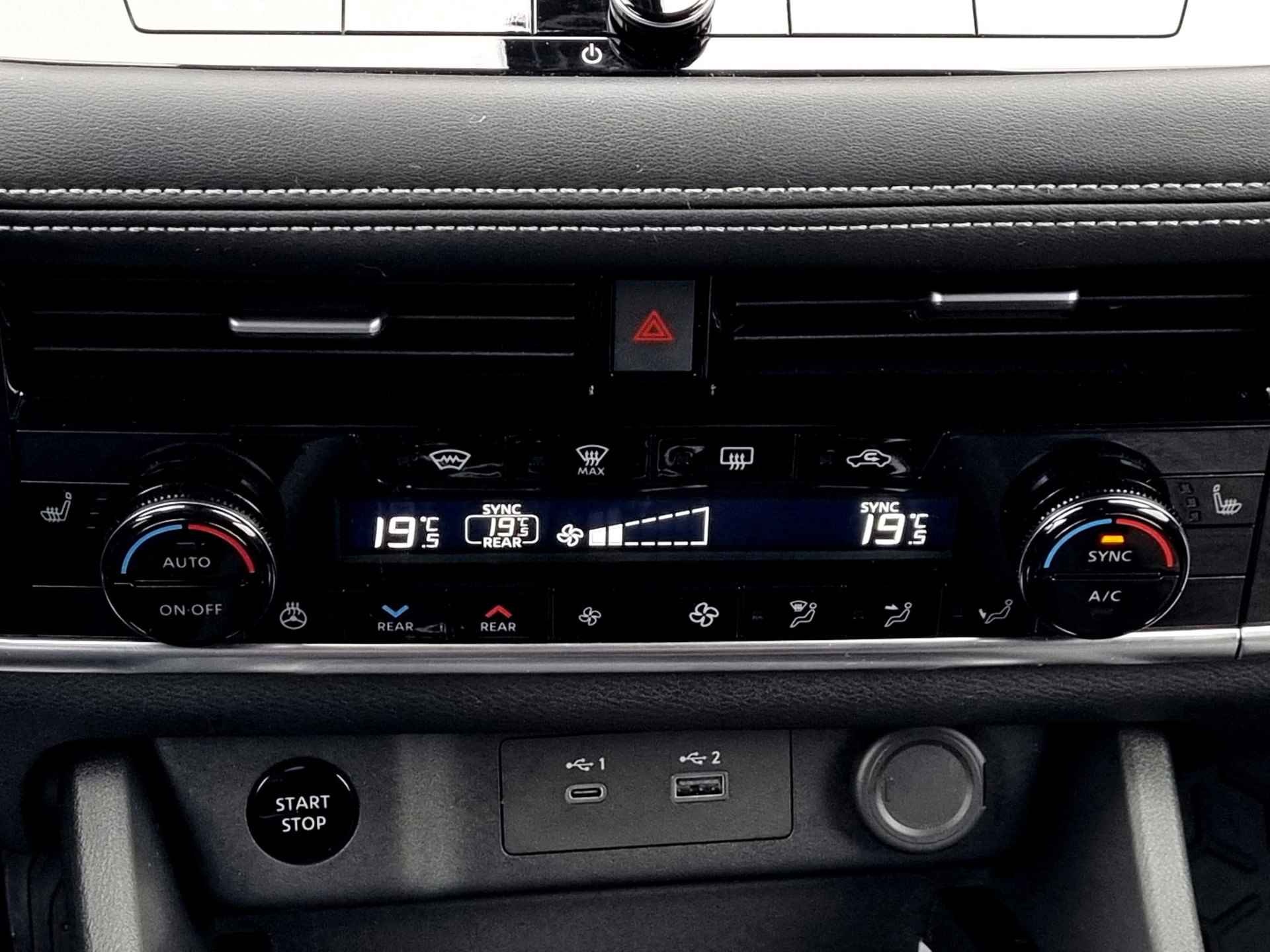 Nissan X-Trail 1.5 e-Power N-Connecta Automaat / Navigatie / Cruise Control Adaptief / Rondomzicht Camera - 38/52