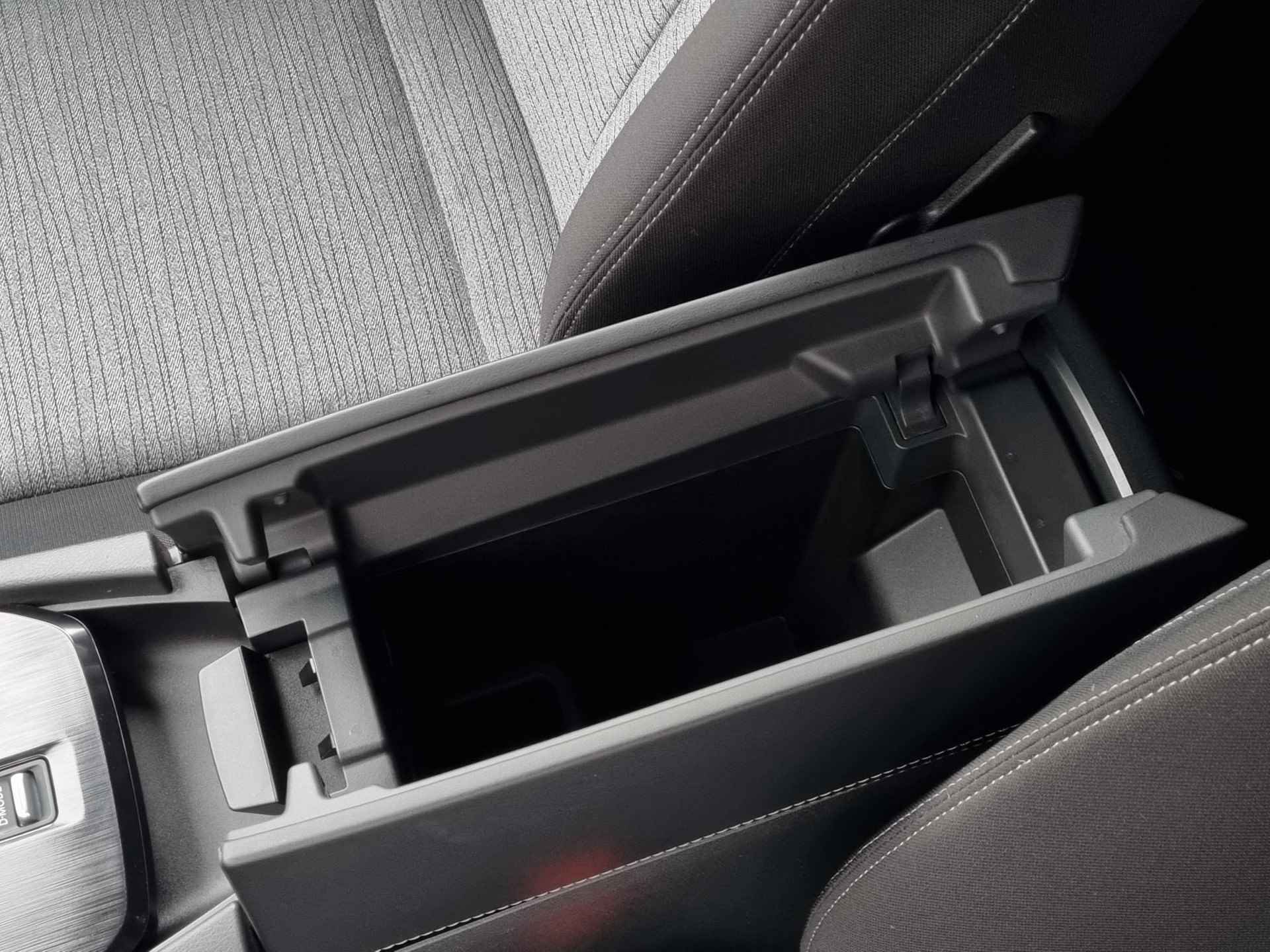 Nissan X-Trail 1.5 e-Power N-Connecta Automaat / Navigatie / Cruise Control Adaptief / Rondomzicht Camera - 45/52