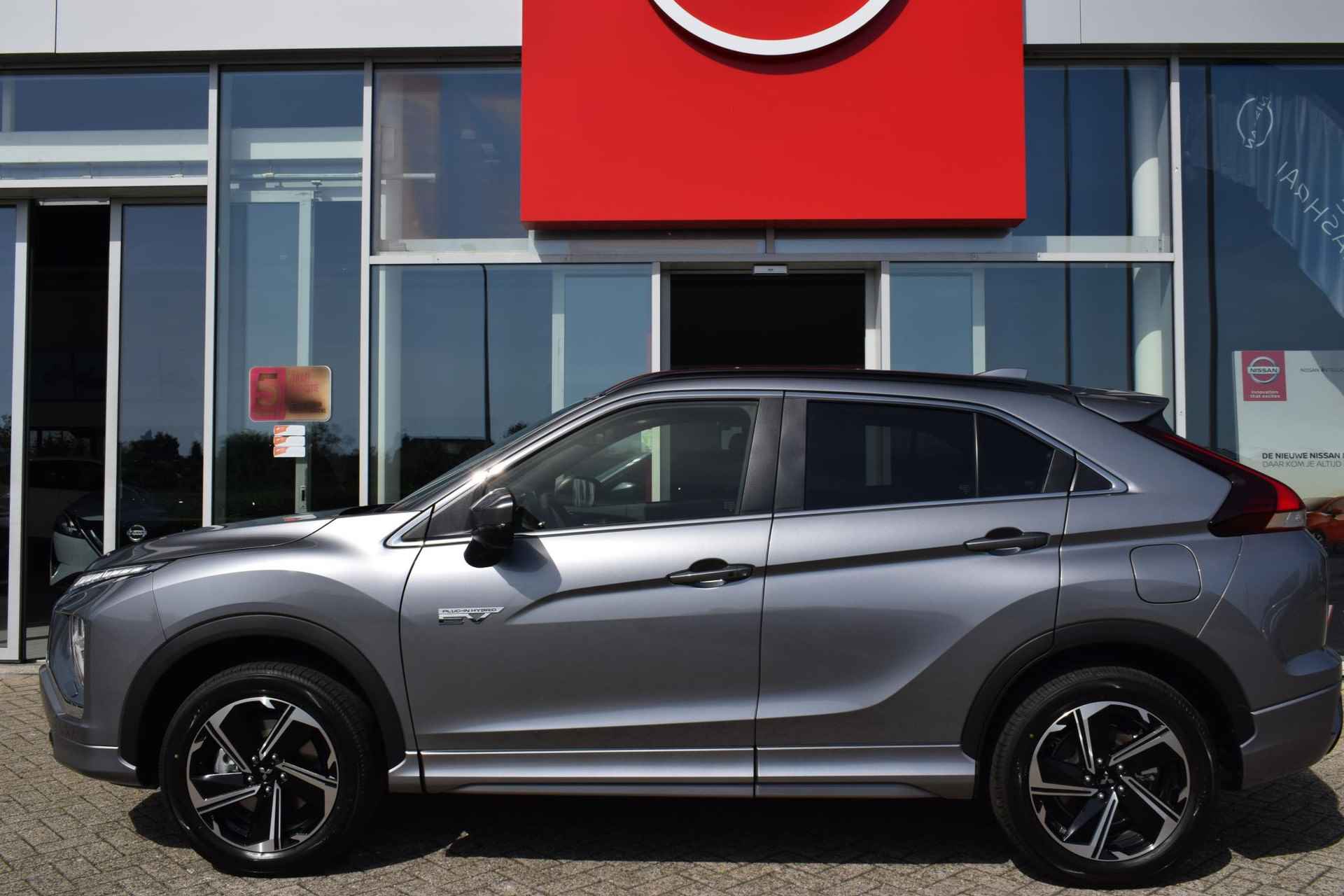 Mitsubishi Eclipse Cross 2.4 PHEV Intense+ €8000,- VOORRAAD KORTING | OP = OP| 8 JAAR GARANTIE | Netto bijtelling 288.- - 4/43