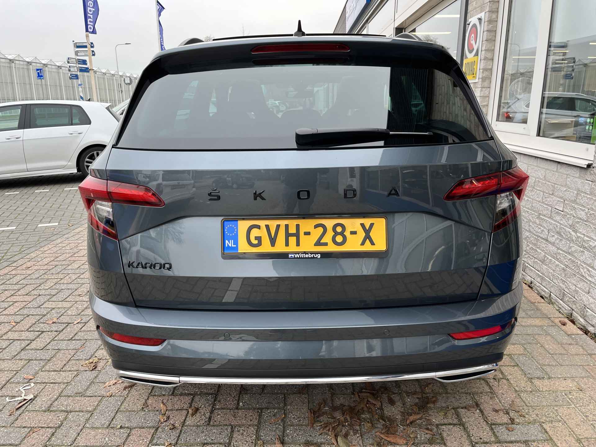 Škoda Karoq 1.5 TSI ACT Sportline / AUTOMAAT/ PANO/ STANDKACHEL/ PARK. SENSOREN/ LED/ STOEL VERWARM. V EN A/ KEYLESS/ STUUR VERWARM./ ADAPT. CRUISE/ APP CONNECT/ NAVI/ CLIMA/ DAB/ - 34/42