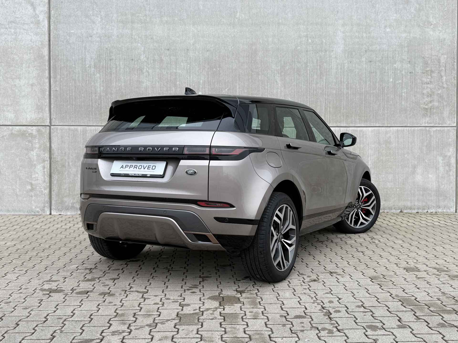 Land Rover Range Rover Evoque 1.5 P300e AWD R-Dynamic SE - 4/34