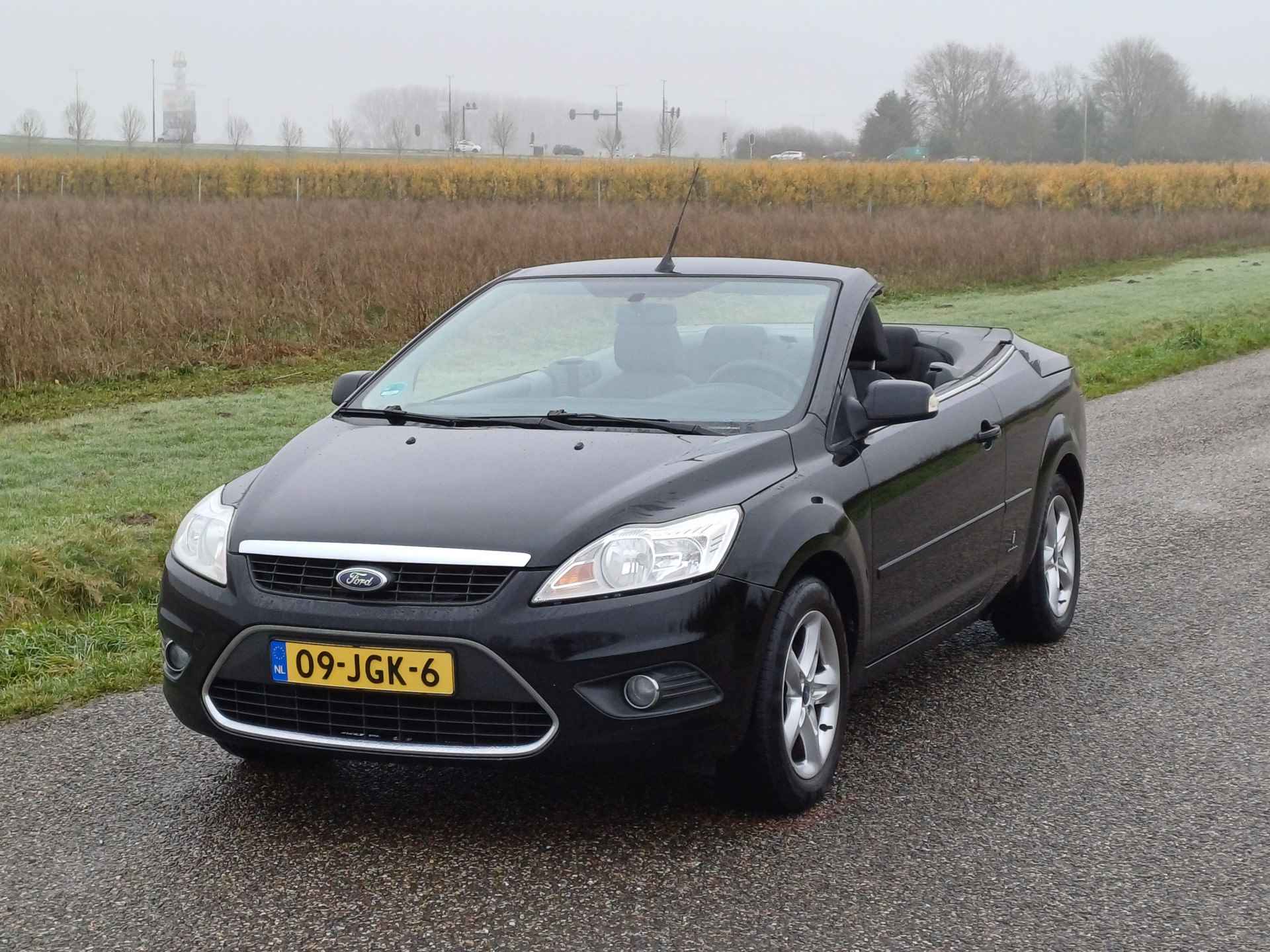 Ford FOCUS Coupe-cabriolet 1.6 Trend | Prachtige auto ! | Lage KM ! | 1e eigenaar ! | BTW ! - 4/45