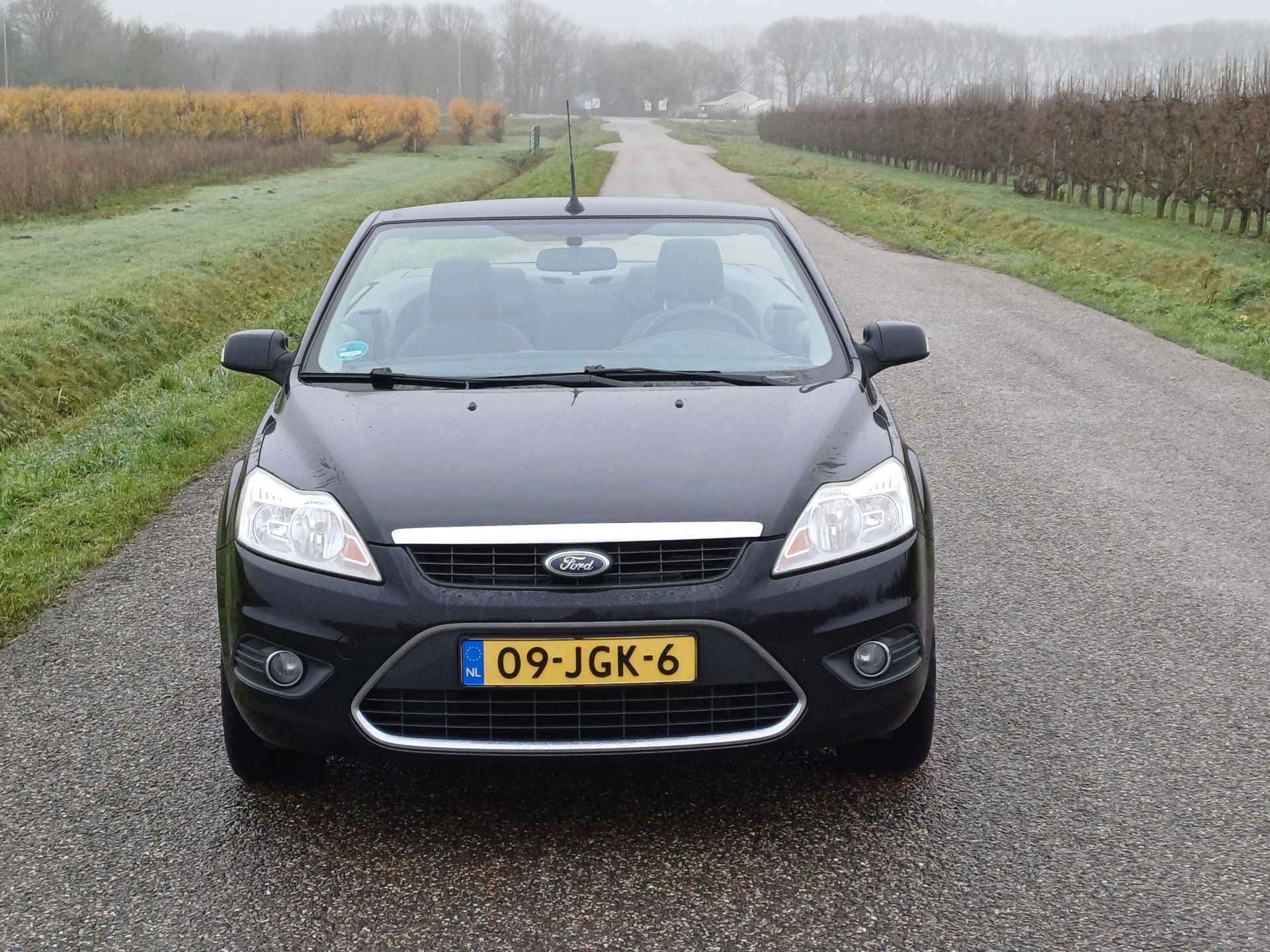 Ford FOCUS Coupe-cabriolet 1.6 Trend | Prachtige auto ! | Lage KM ! | 1e eigenaar ! | BTW ! - 5/45