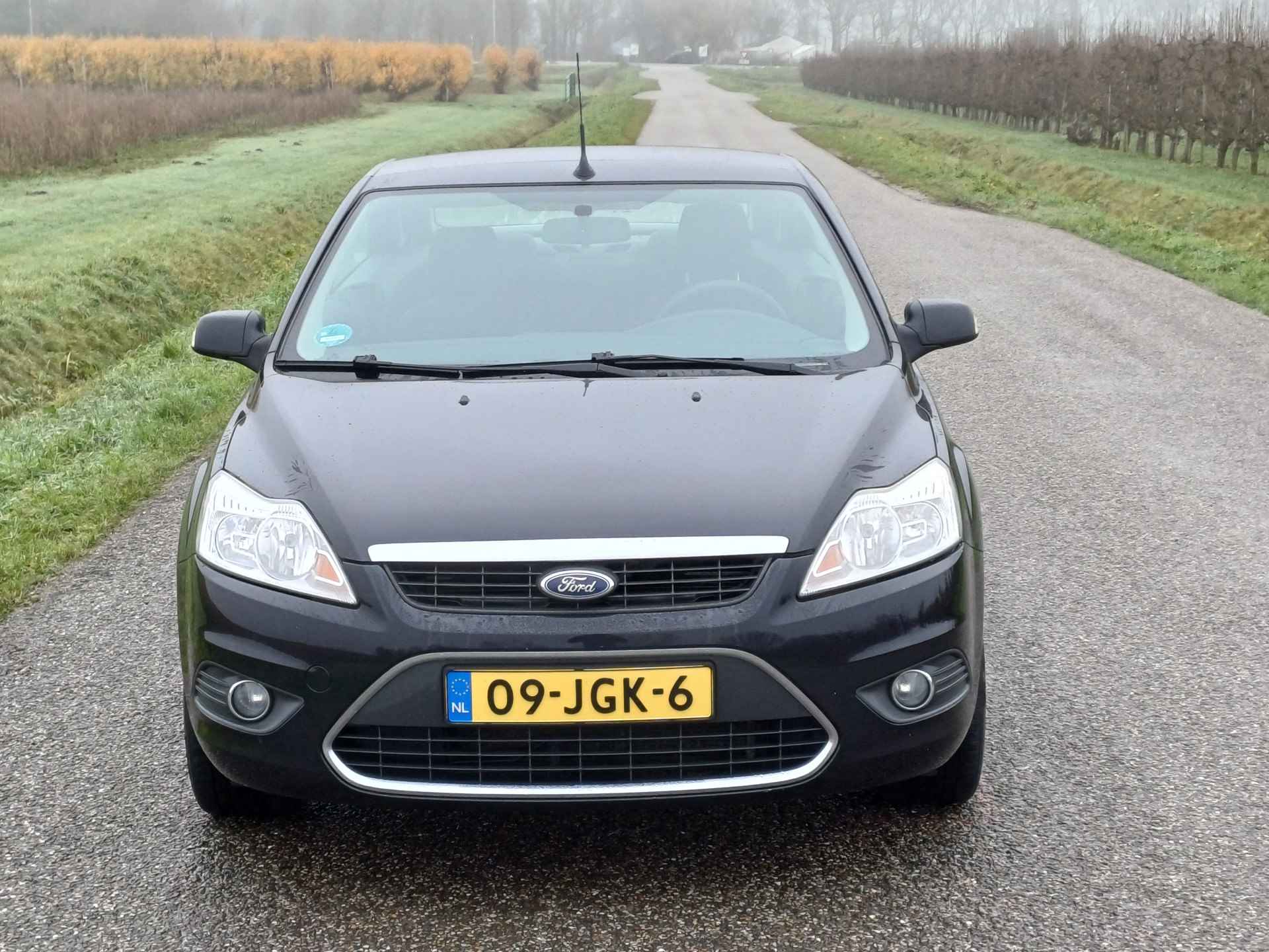 Ford FOCUS Coupe-cabriolet 1.6 Trend | Prachtige auto ! | Lage KM ! | 1e eigenaar ! | BTW ! - 37/45