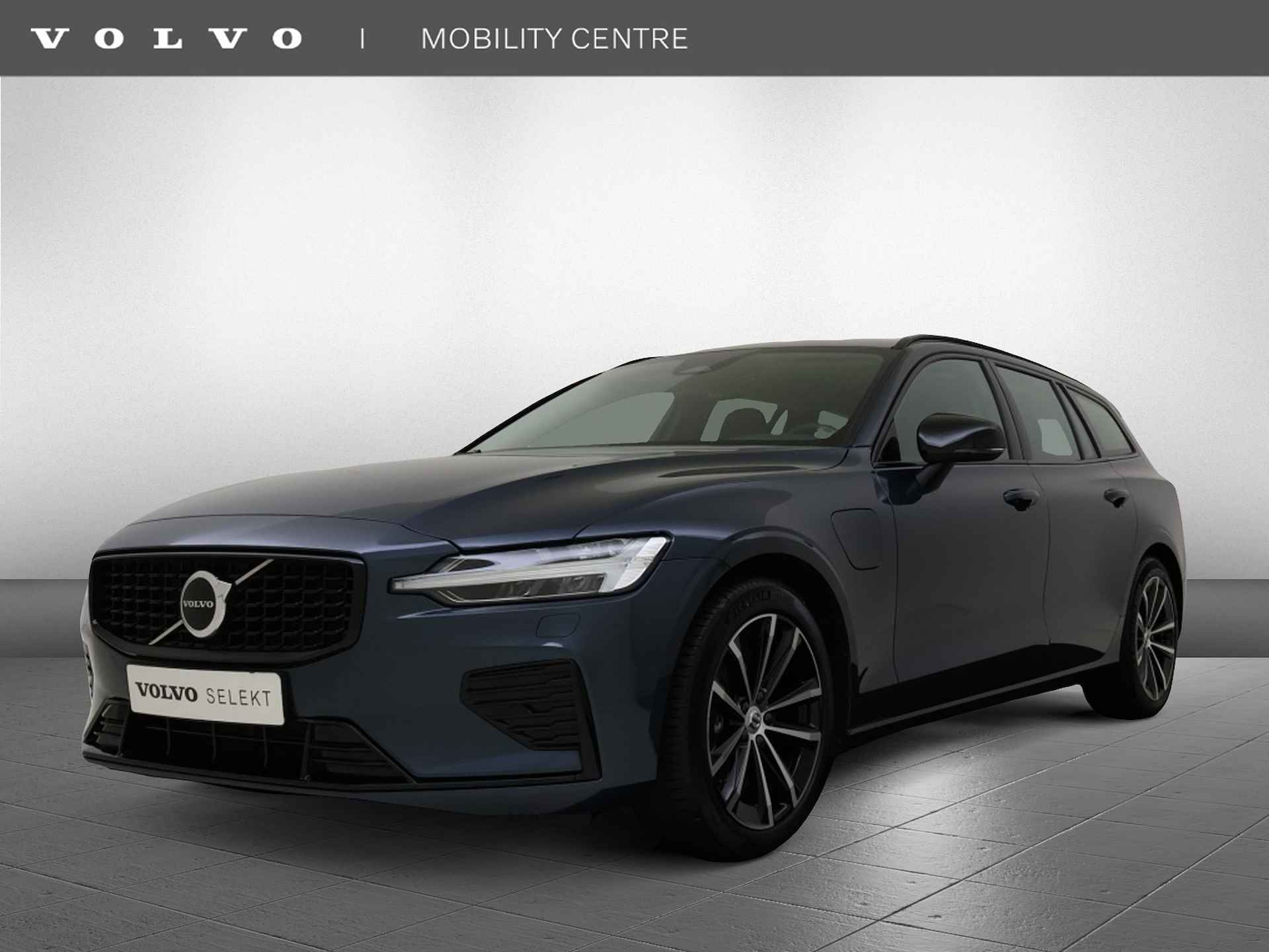 Volvo V60 T6 AWD Plus Dark | Long Range | Stoelverwarming |