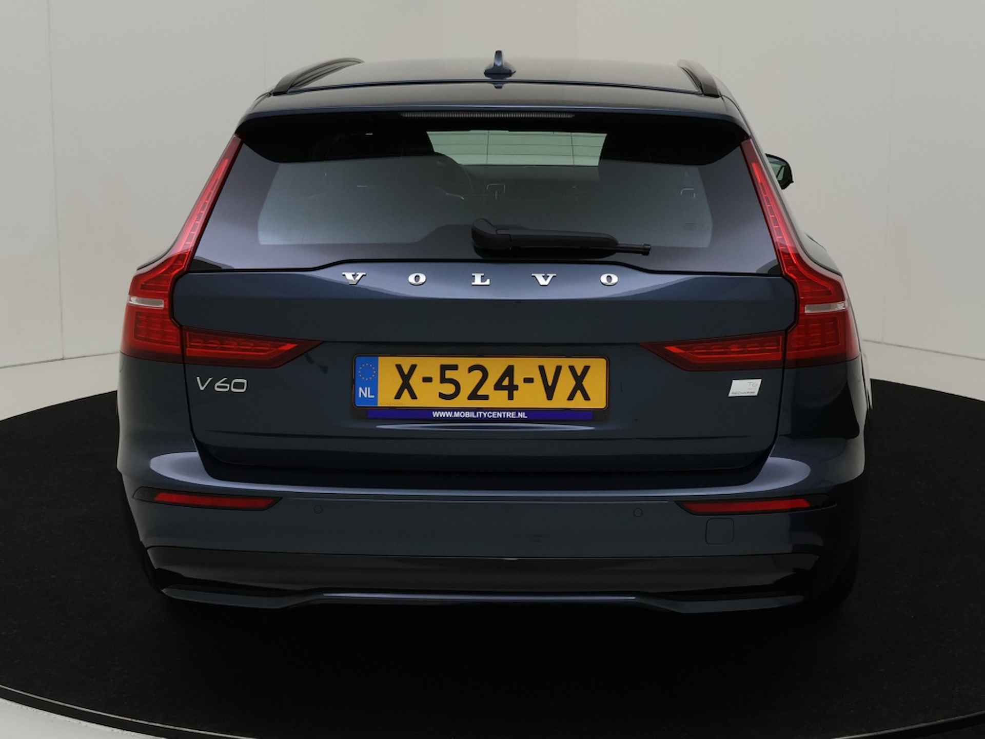 Volvo V60 T6 AWD Plus Dark | Long Range | Stoelverwarming | - 5/35