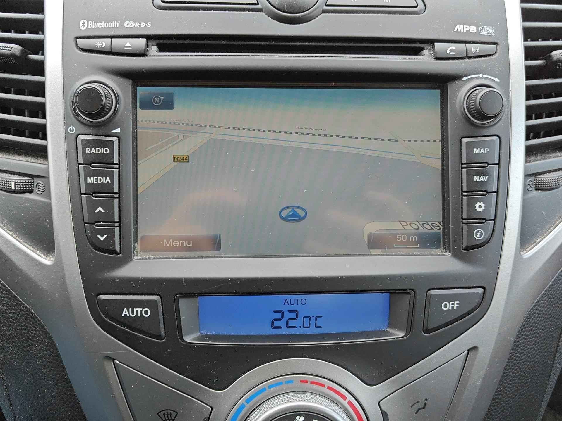 Hyundai ix20 1.6i i-Vision | navigatie | parkeercamera | cruise control | climate control | trekhaak - 13/24