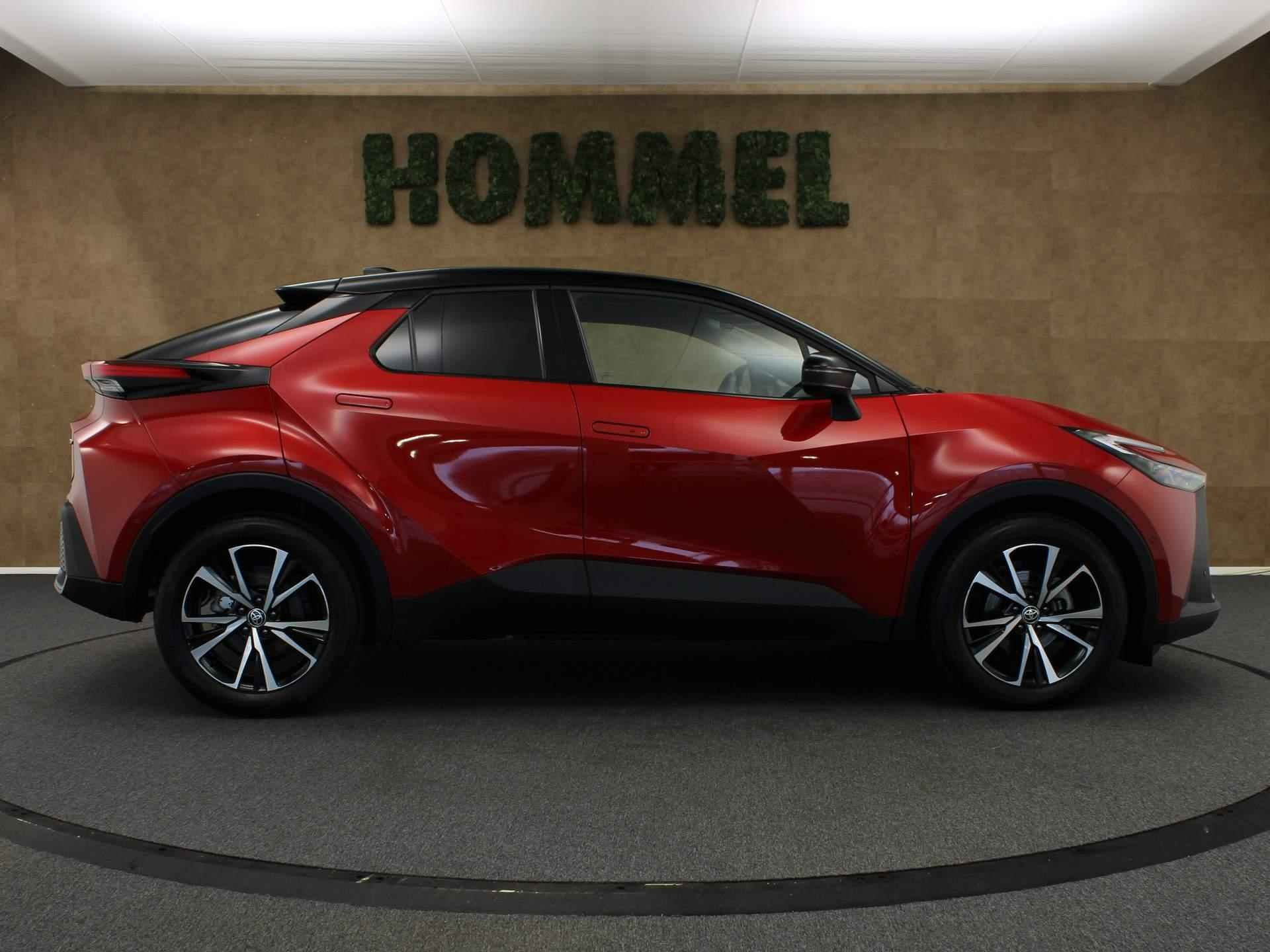 Toyota C-HR 1.8 Hybrid 140 First Edition - ORIGINEEL NEDERLANDSE AUTO - NAVIGATIE - DODEHOEK DETECTIE - ELEKTRISCHE ACHTERKLEP - 360 GRADEN CAMERA - KEYLESS ENTRY & START - CLIMATE CONTROL - DRAADLOZE OPLADER- PARKEERSENSOREN VOOR EN ACHTER - 12/41