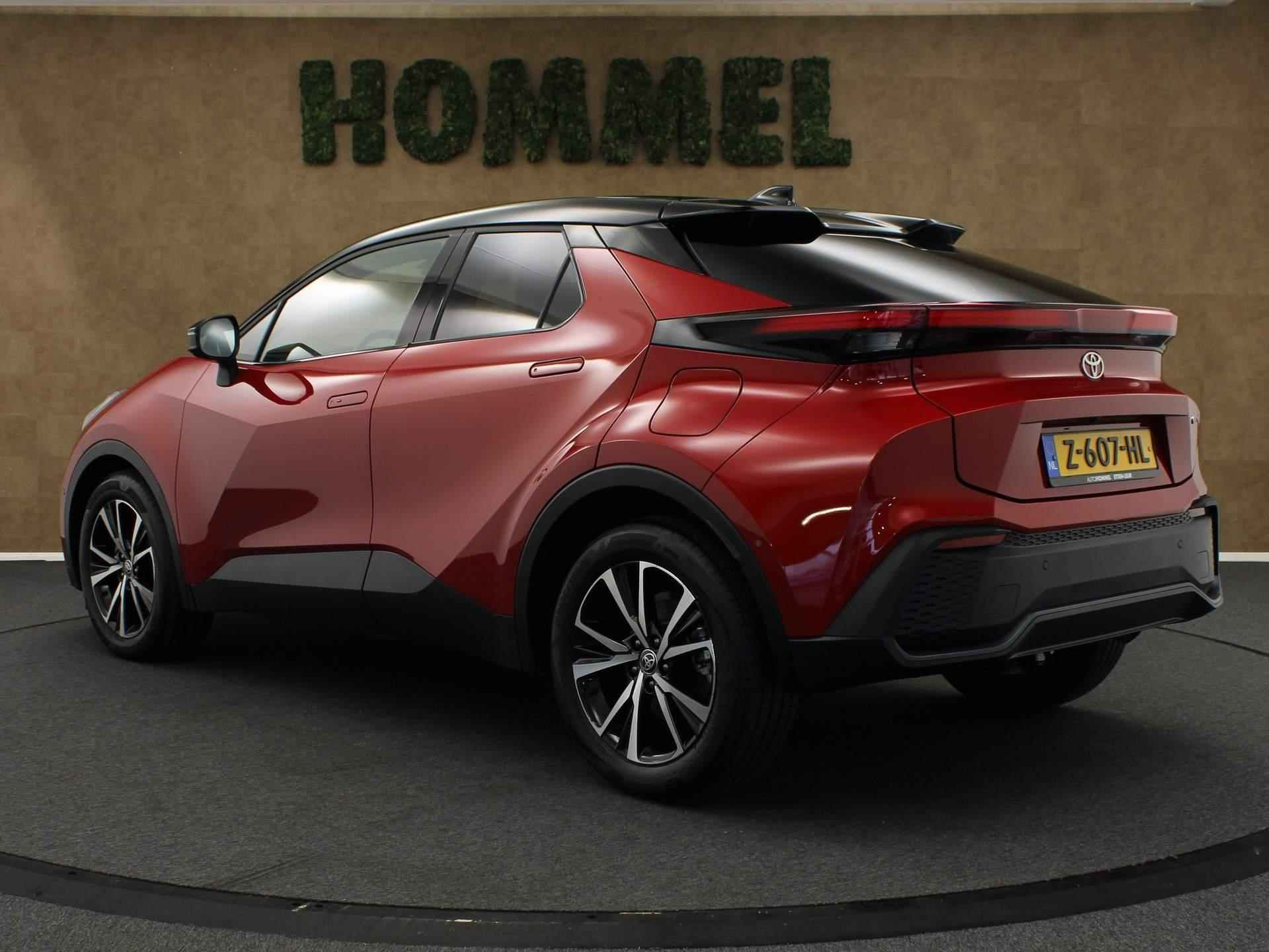 Toyota C-HR 1.8 Hybrid 140 First Edition - ORIGINEEL NEDERLANDSE AUTO - NAVIGATIE - DODEHOEK DETECTIE - ELEKTRISCHE ACHTERKLEP - 360 GRADEN CAMERA - KEYLESS ENTRY & START - CLIMATE CONTROL - DRAADLOZE OPLADER- PARKEERSENSOREN VOOR EN ACHTER - 14/41