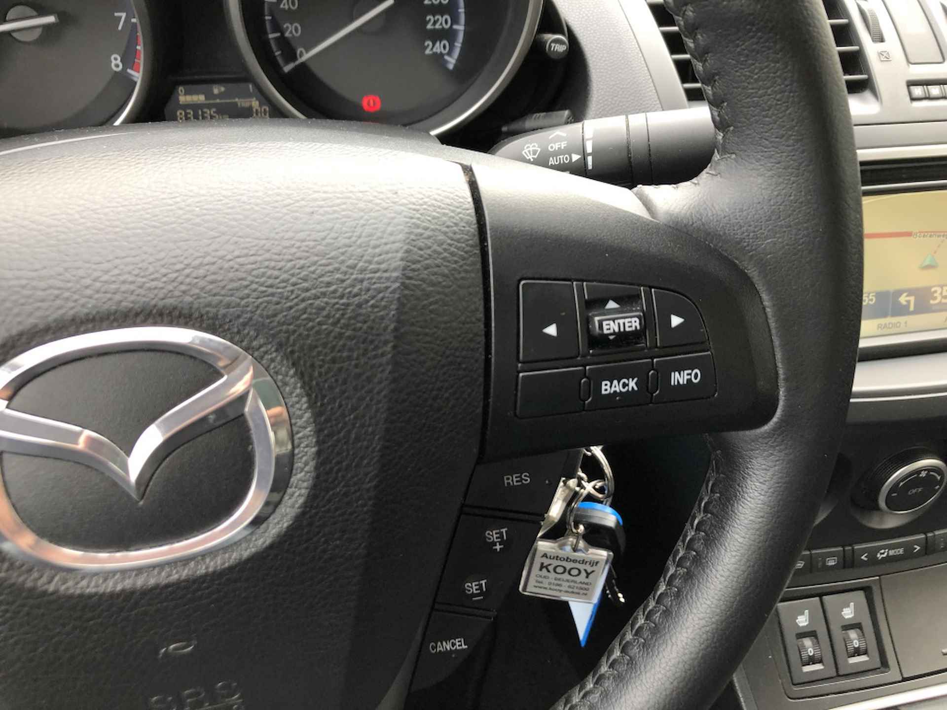 Mazda 3 1.6i Navigator Sdn. 12 mnd BOVAG garantie - 17/24