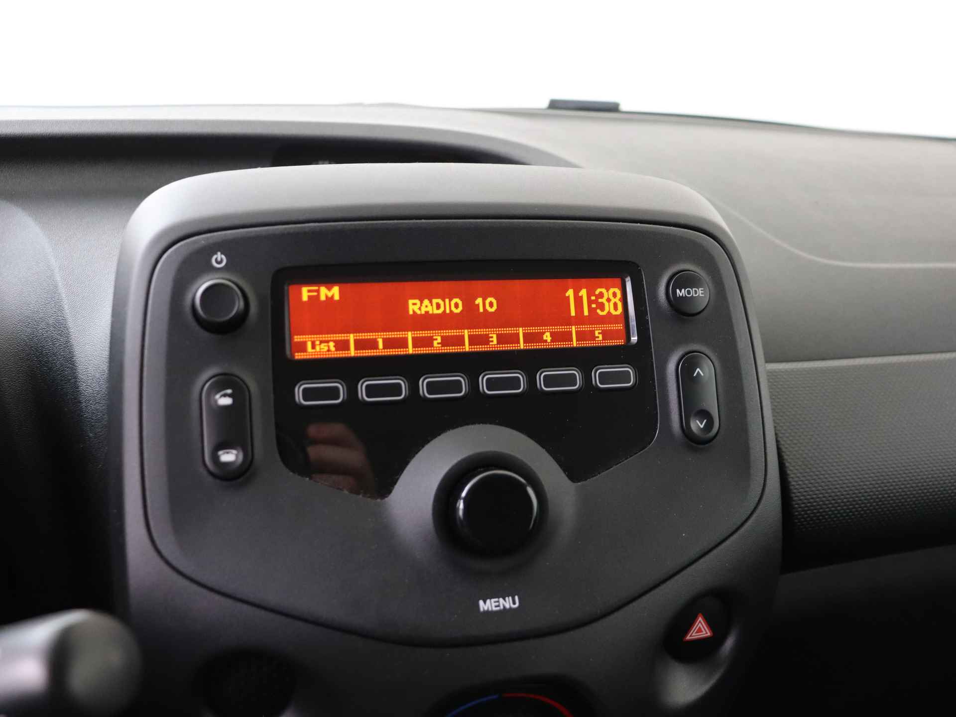 Toyota Aygo 1.0 VVT-i x-fun | Bluetooth | Airco | - 8/40