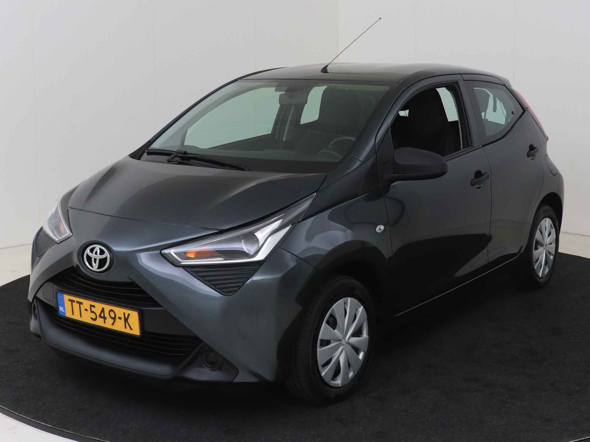 Toyota Aygo 1.0 VVT-i x-fun | Bluetooth | Airco | - 27/40