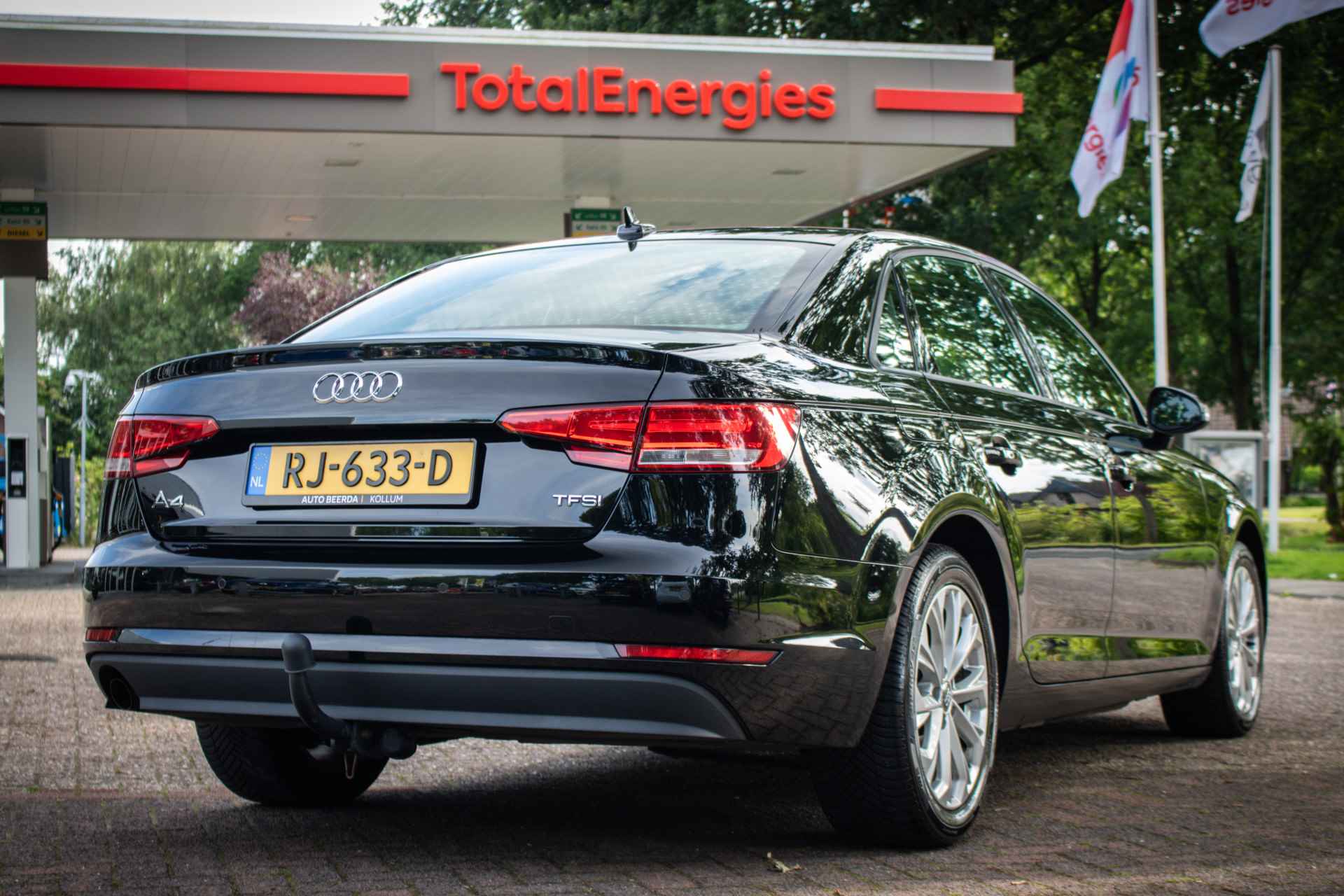 Audi A4 Limousine 1.4 TFSI 150pk I Trekhaak | Org NL | Cruise | Parkeersensoren - 8/23