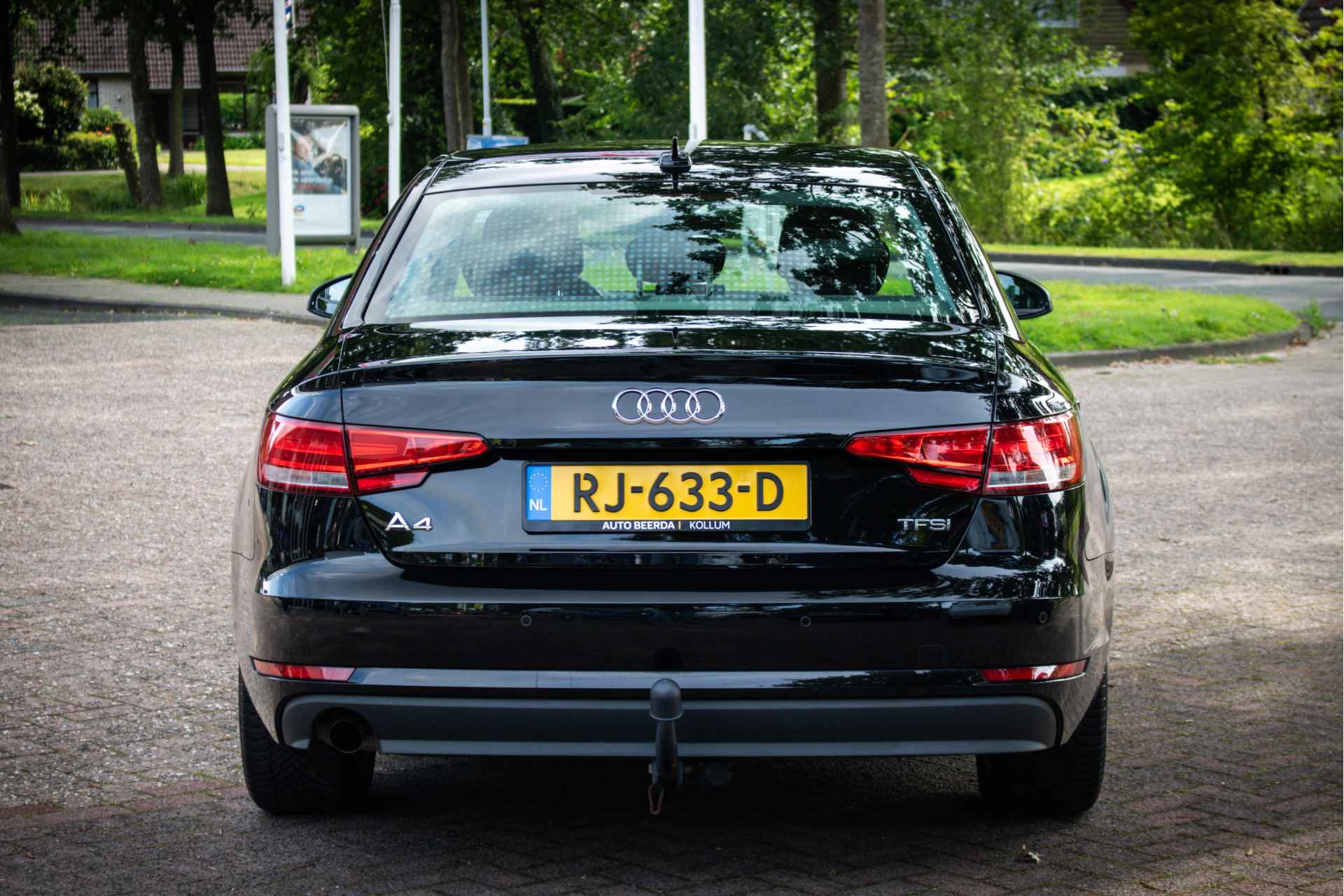 Audi A4 Limousine 1.4 TFSI 150pk I Trekhaak | Org NL | Cruise | Parkeersensoren - 11/23