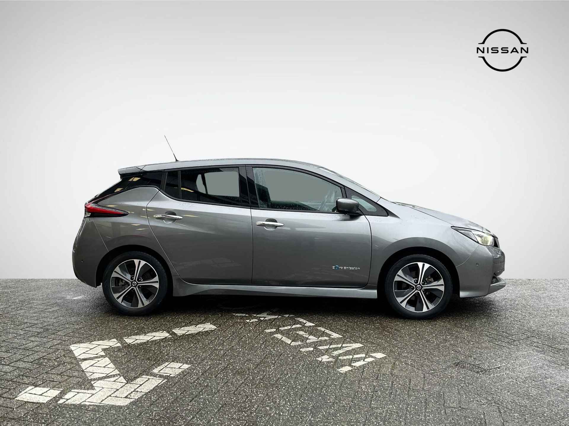 Nissan LEAF Tekna 40 kWh | Navigatie | 360° Camera | Stuur- + Stoelverwarming | BOSE Audio | Adapt. Cruise Control | Leder/Alcantara | Rijklaarprijs! - 3/27