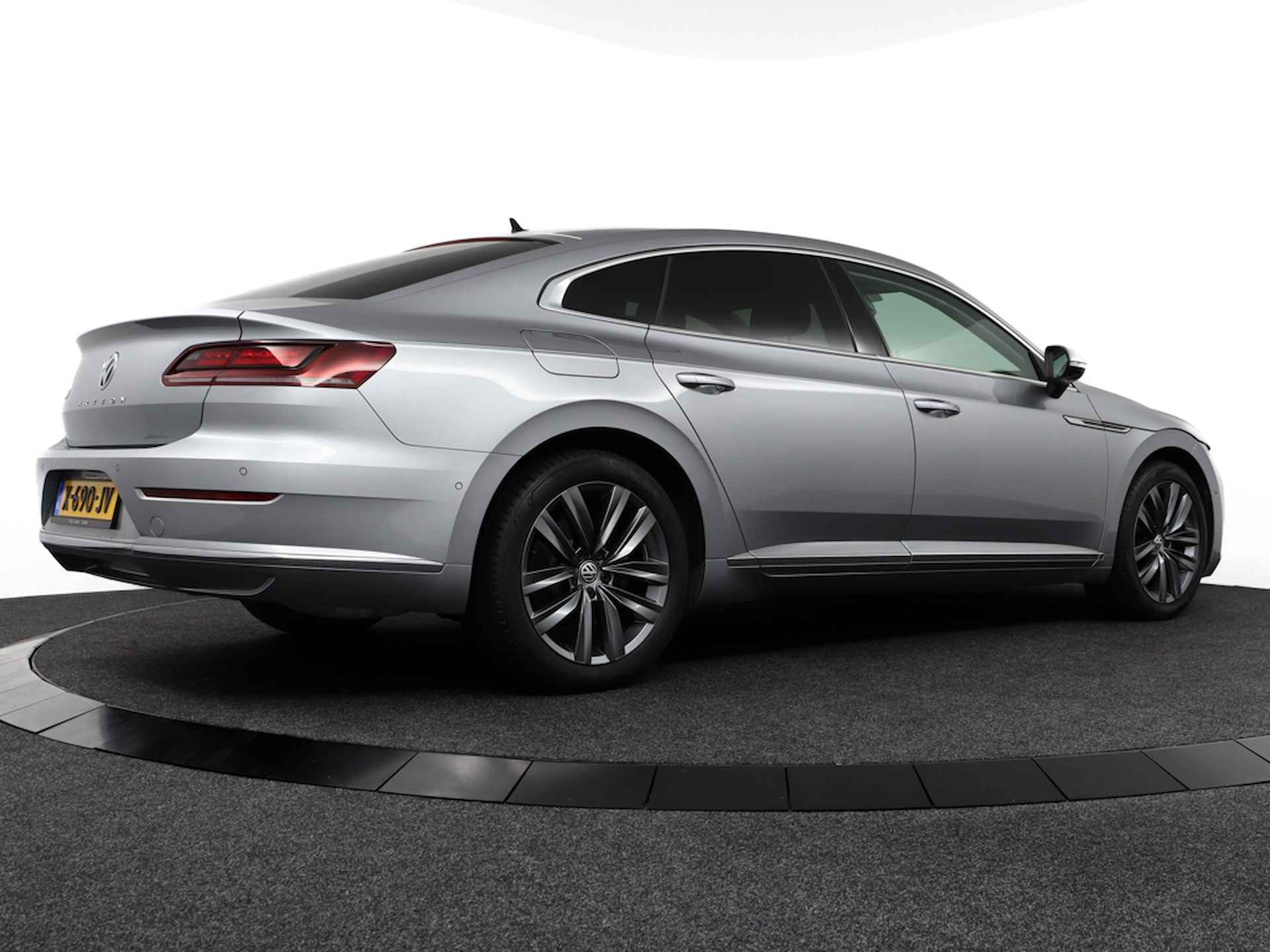 Volkswagen Arteon 1.5 TSI Business, 12 MND BOVAG GARANTIE | LEER | NAVI | DAB+ | LED+ | 360 CAMERA - RIJKLAAR ZONDER MEERPRIJS - 3/40