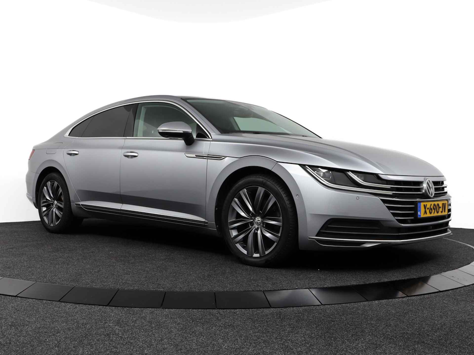 Volkswagen Arteon 1.5 TSI Business, 12 MND BOVAG GARANTIE | LEER | NAVI | DAB+ | LED+ | 360 CAMERA - RIJKLAAR ZONDER MEERPRIJS - 11/40