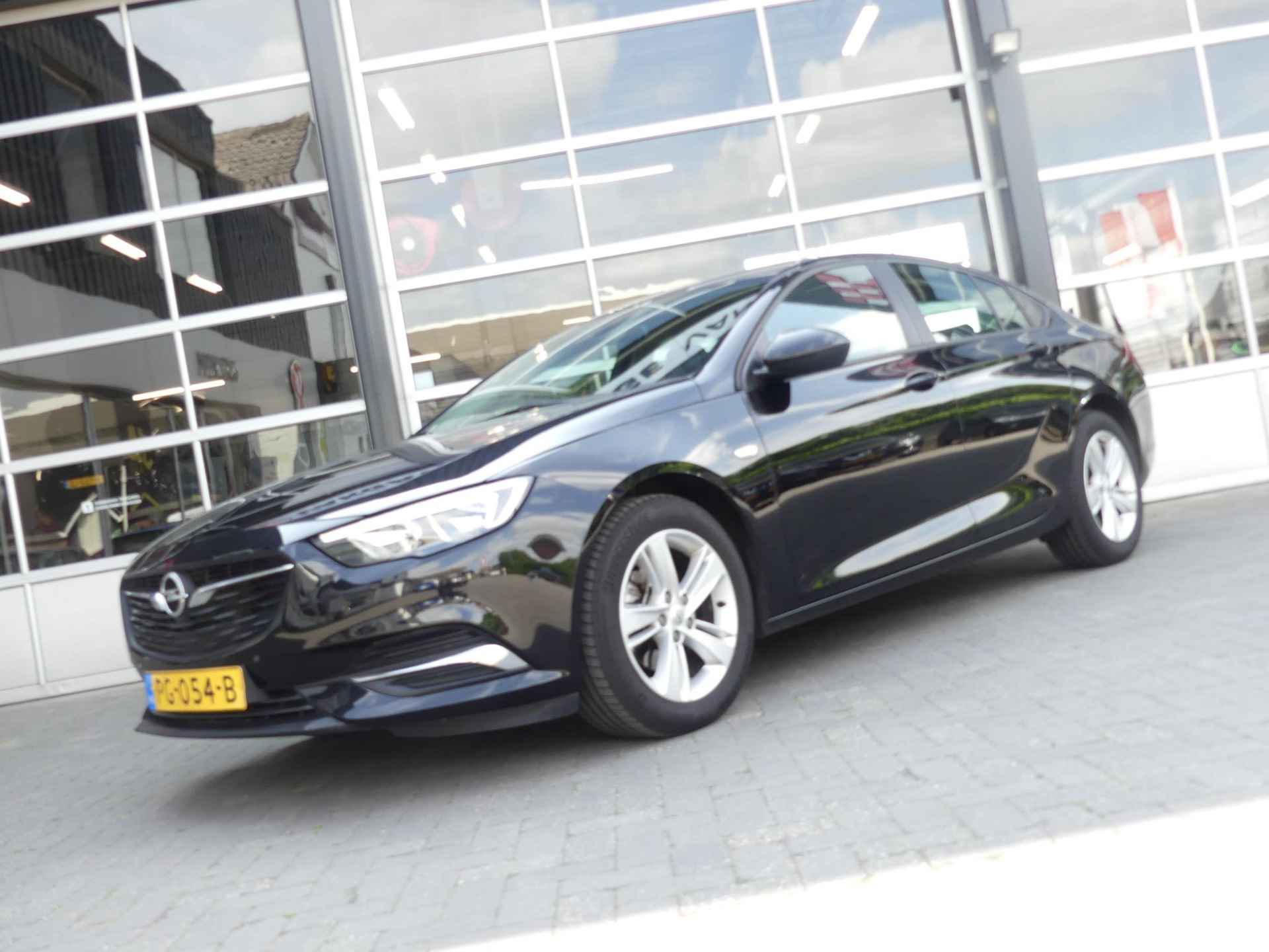 Opel Insignia Grand Sport 1.5 Turbo Online Edition - 2/24