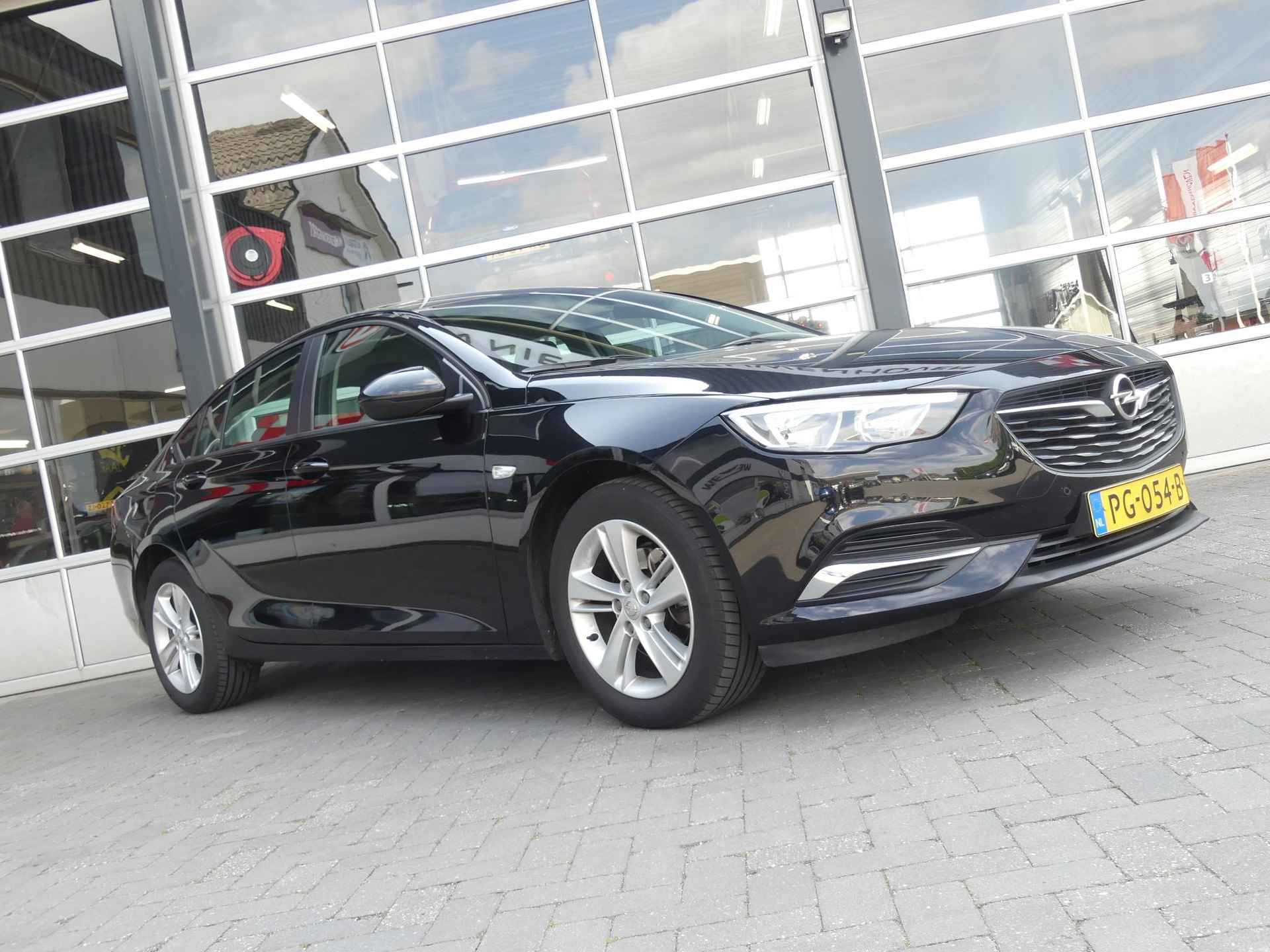 Opel Insignia Grand Sport 1.5 Turbo Online Edition - 7/24