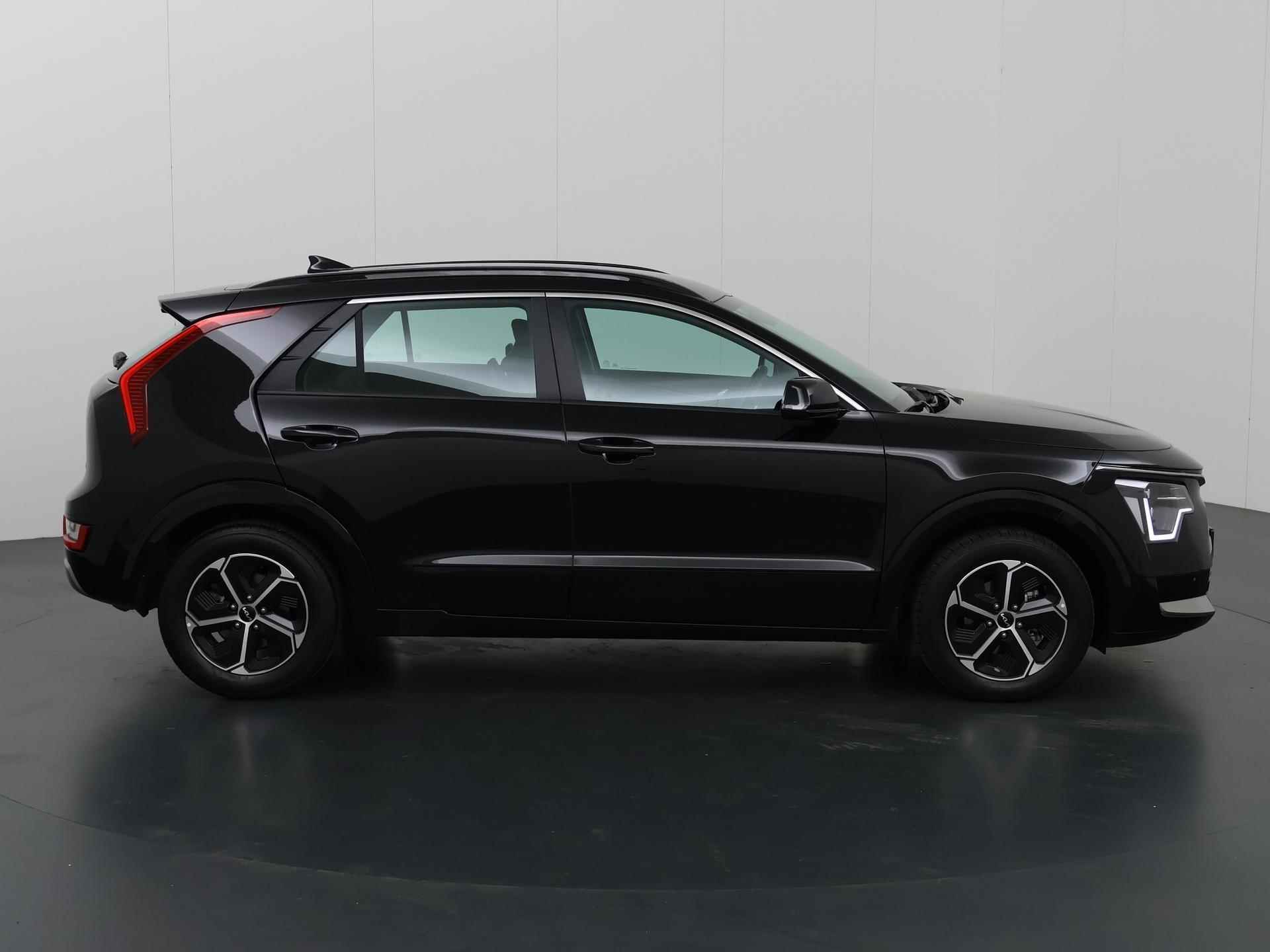 Kia Niro HEV 1.6 GDi Hybrid DynamicLine | Stoel/Stuurwielverwarming | LED Koplampen | Navigatie | Parkeercamera | Climate control - 7/42