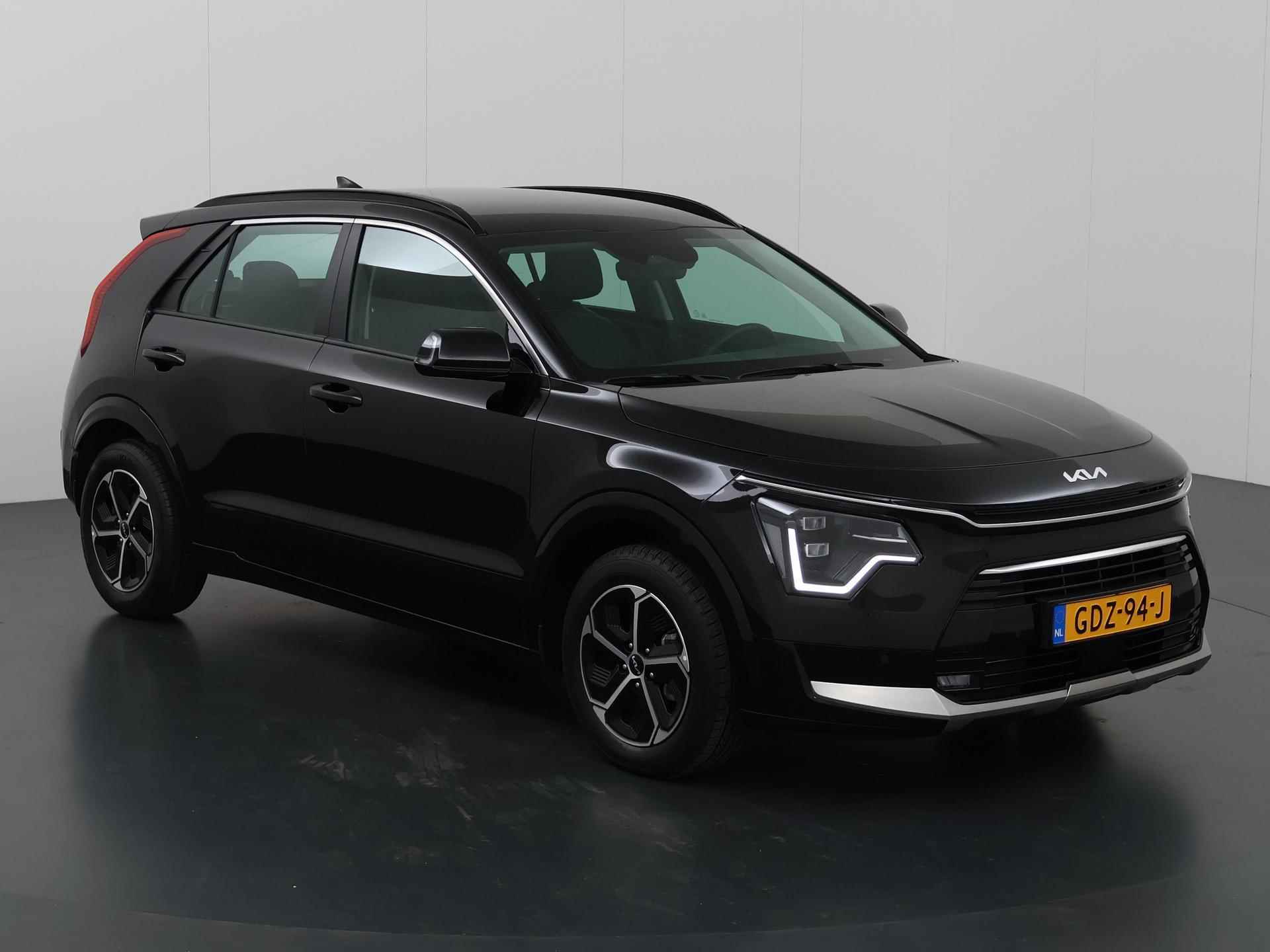 Kia Niro HEV 1.6 GDi Hybrid DynamicLine | Stoel/Stuurwielverwarming | LED Koplampen | Navigatie | Parkeercamera | Climate control - 24/42