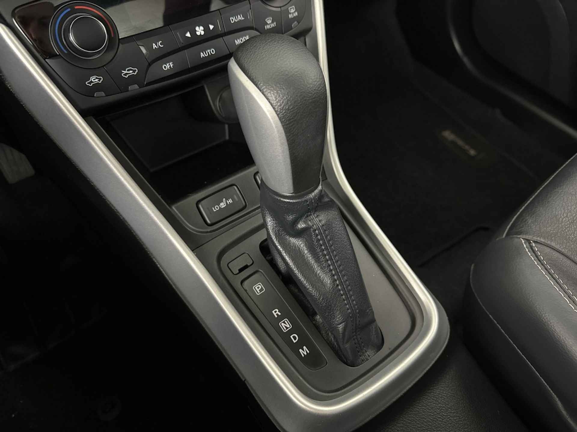 Suzuki S-Cross 1.4 Boosterjet Style Smart Hybrid Automaat | Panoramadak | Navigatie | Lederen Bekleding - 18/40
