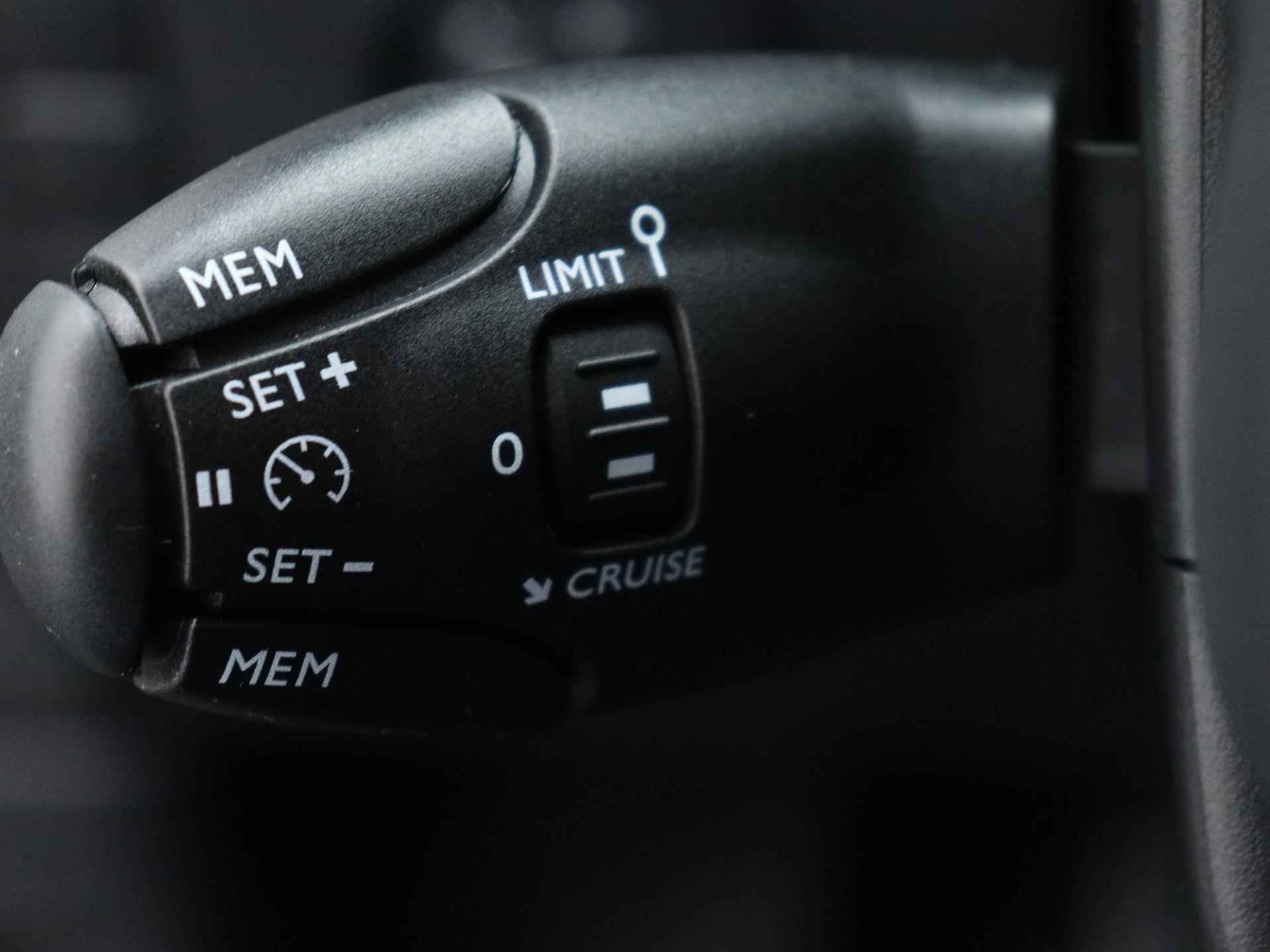 Citroen C3 Feel Edition 83pk | Navigatie | Cruise Control | Climate Control | Licht Metalen Velgen 16" | Bluetooth - 28/35
