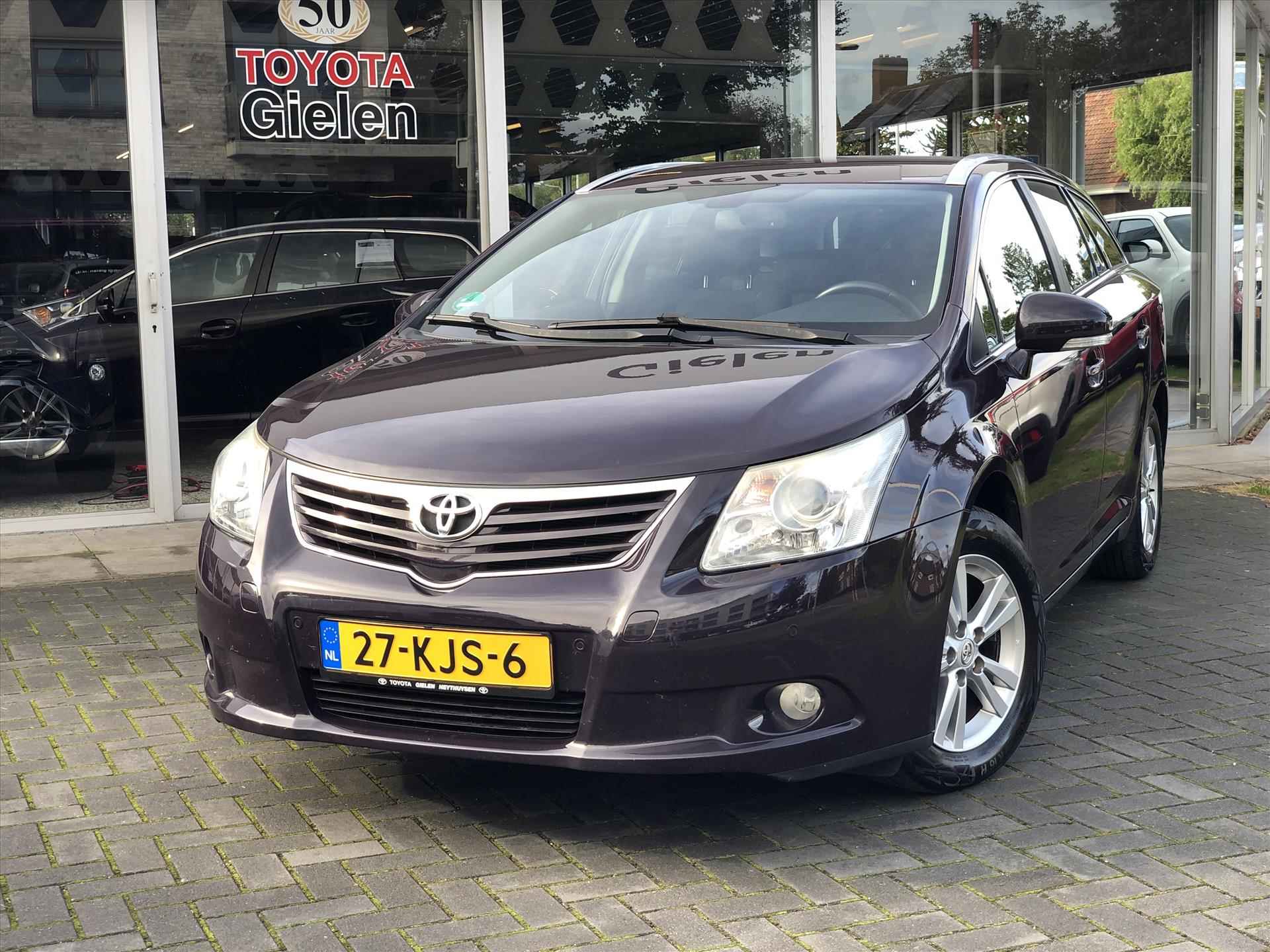 Toyota Avensis Wagon 2.0 VVT-I Automaat Dynamic Business | Trekhaak, Navigatie, Cruise control, Parkeersensoren, 1.800KG Trekgewicht - 31/32