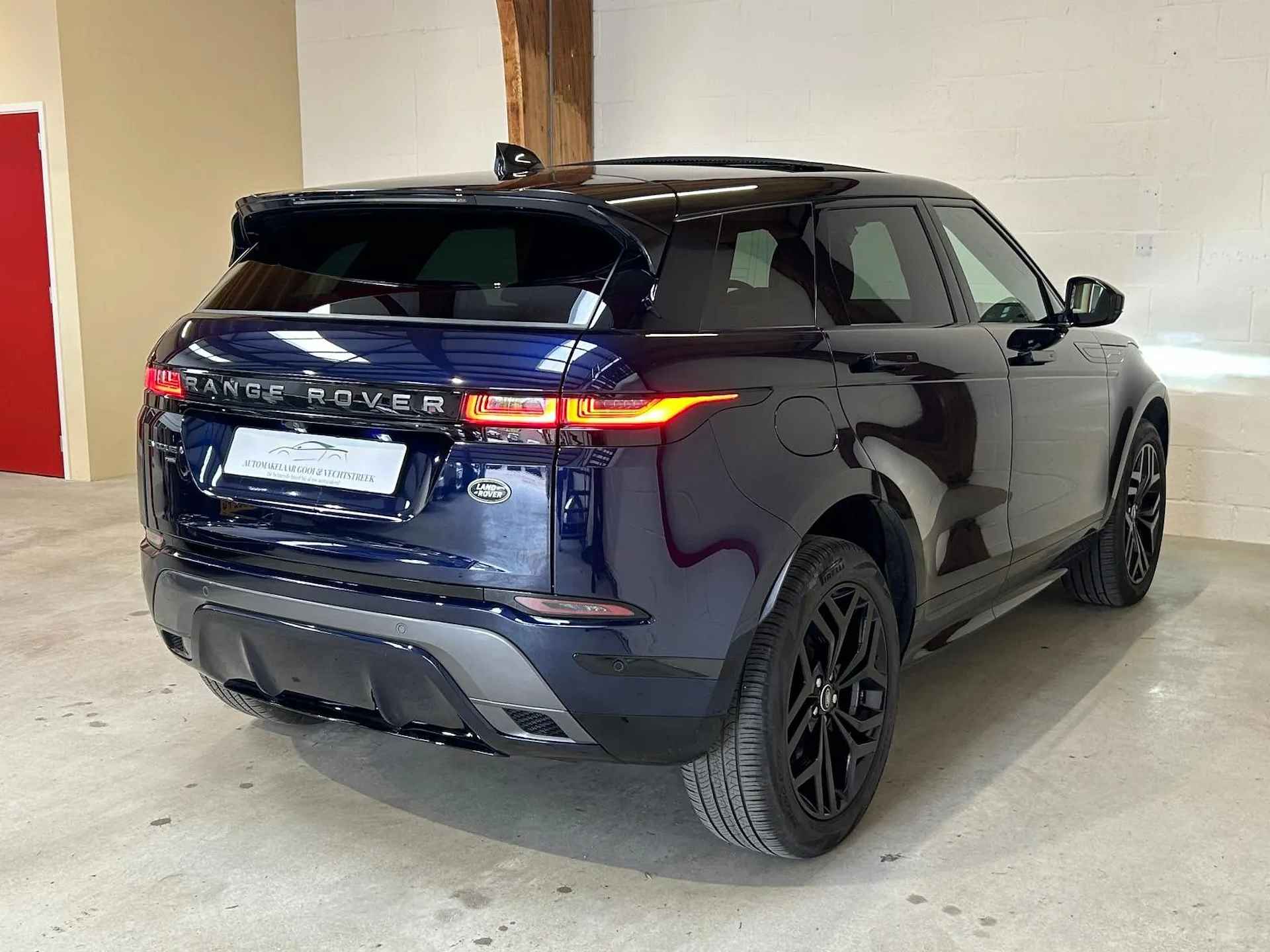 Land Rover Range Rover Evoque 1.5 P300e AWD R-Dynamic S - Panorama - Camera - Leder - 5/25