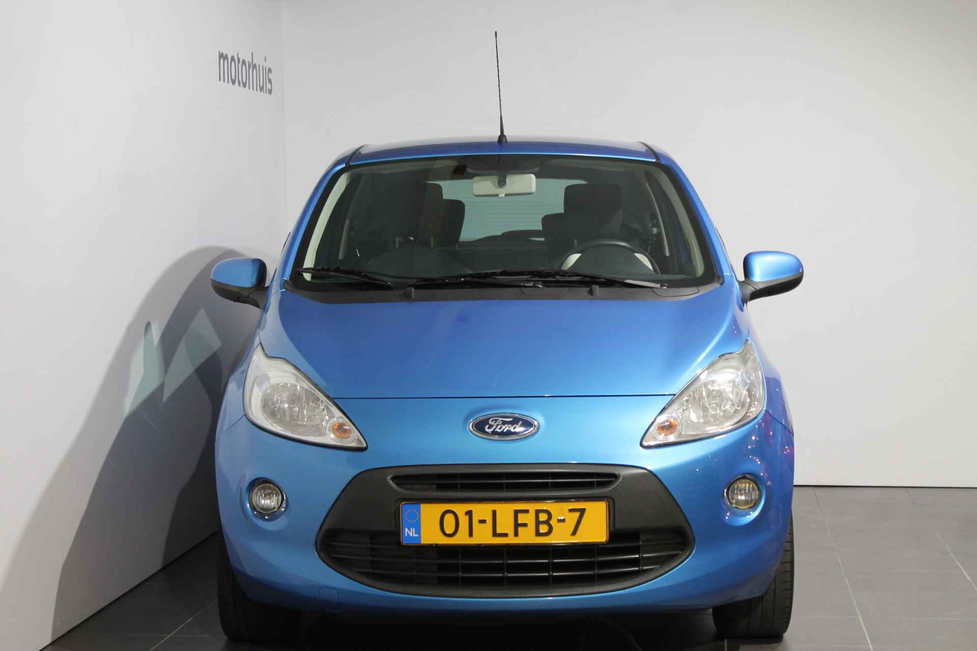 FORD Ka 1.2 51KW 2009 Titanium - 2/16