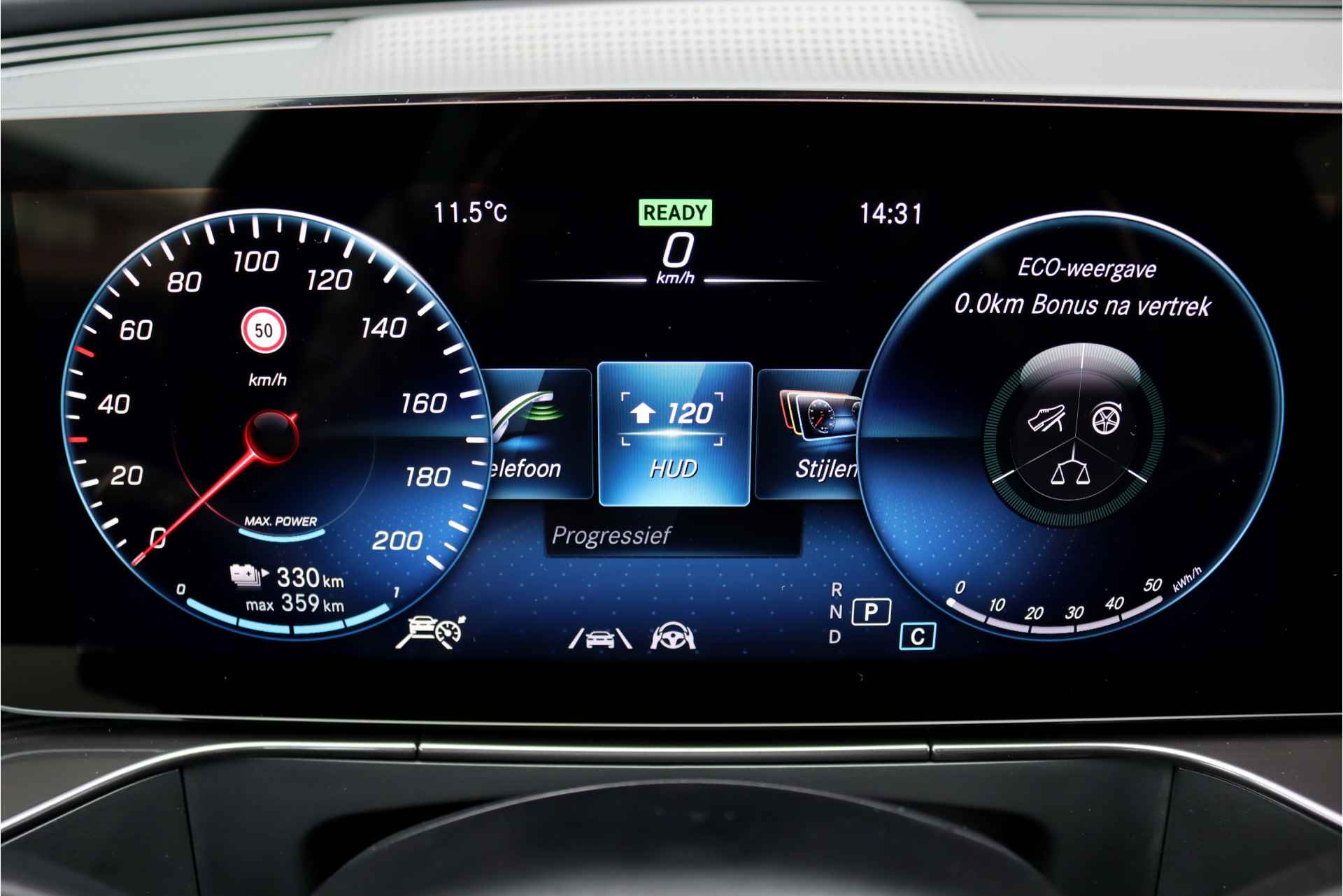Mercedes-Benz EQC 400 4MATIC AMG Line 80 kWh, Schuifdak, Distronic+, Memory, Massage, Leder, Surround Camera, Stuurverwarming, Head-up Display, Rijassistentiepakket, Etc. - 29/47