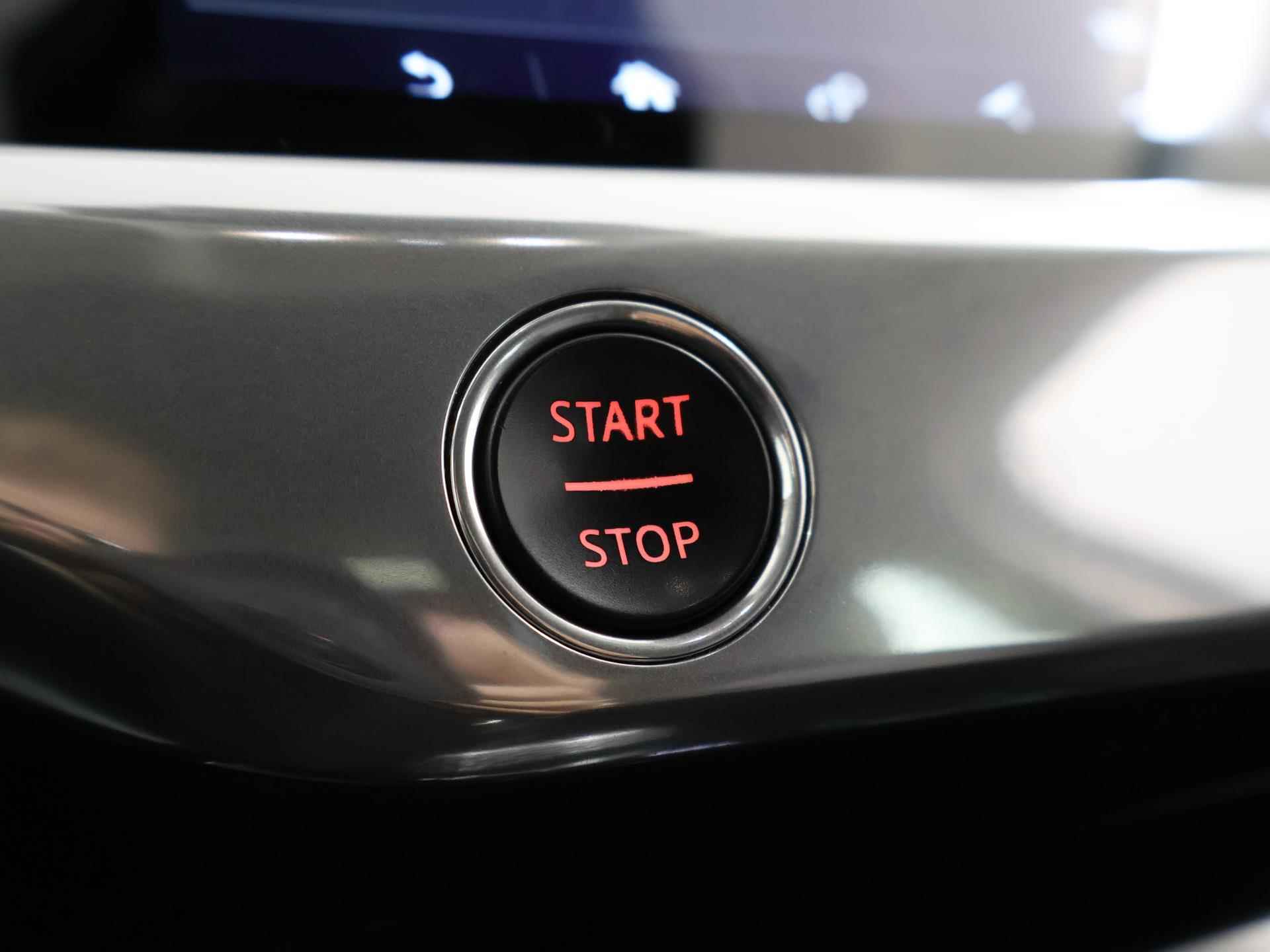 Jaguar I-PACE EV400 HSE 90 kWh | Dodehoekdetectie | Parkeercamera | Navigatie | Head Up display | Panoramadak | Meridian audio | Adaptieve Cruise Control | Prijs incl. BTW | - 34/47