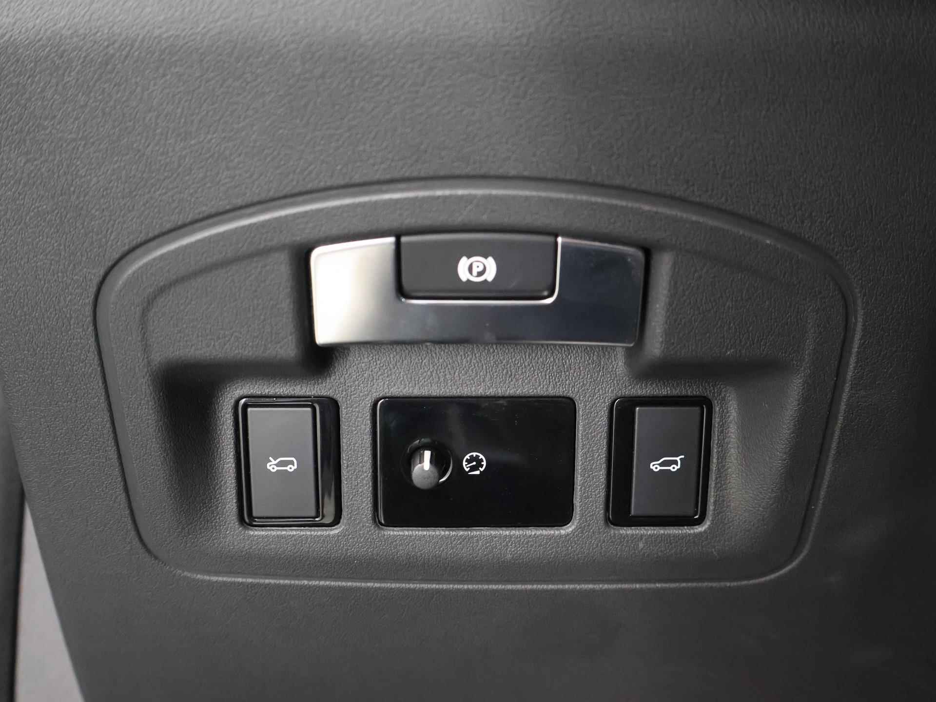 Jaguar I-PACE EV400 HSE 90 kWh | Dodehoekdetectie | Parkeercamera | Navigatie | Head Up display | Panoramadak | Meridian audio | Adaptieve Cruise Control | Prijs incl. BTW | - 36/47