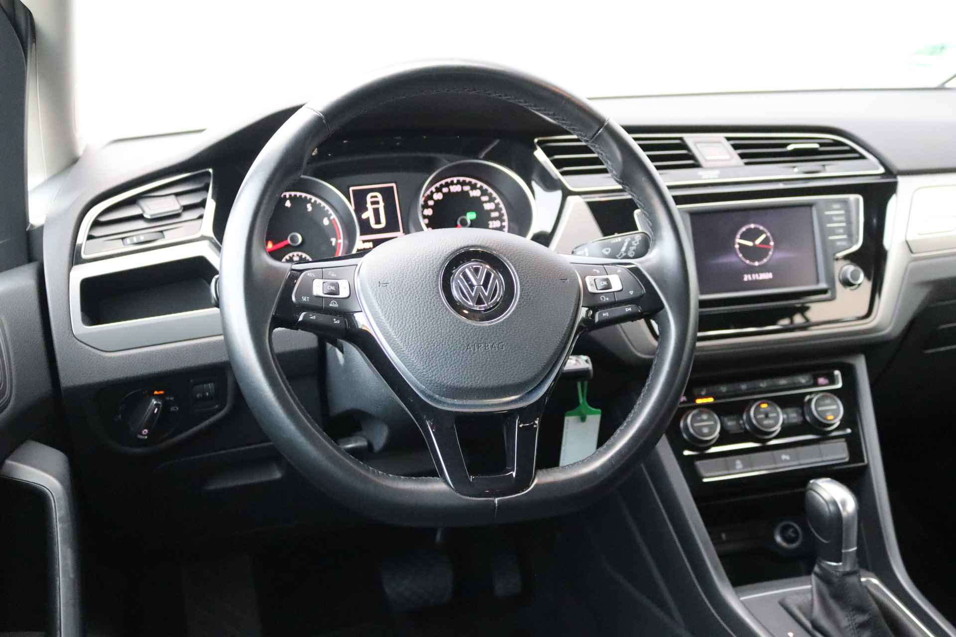 Volkswagen Touran 1.4 150PK TSI Automaat 7pers. Navigatie/Parkeerhulp/Cruise-Control/Climate-Control - 13/34