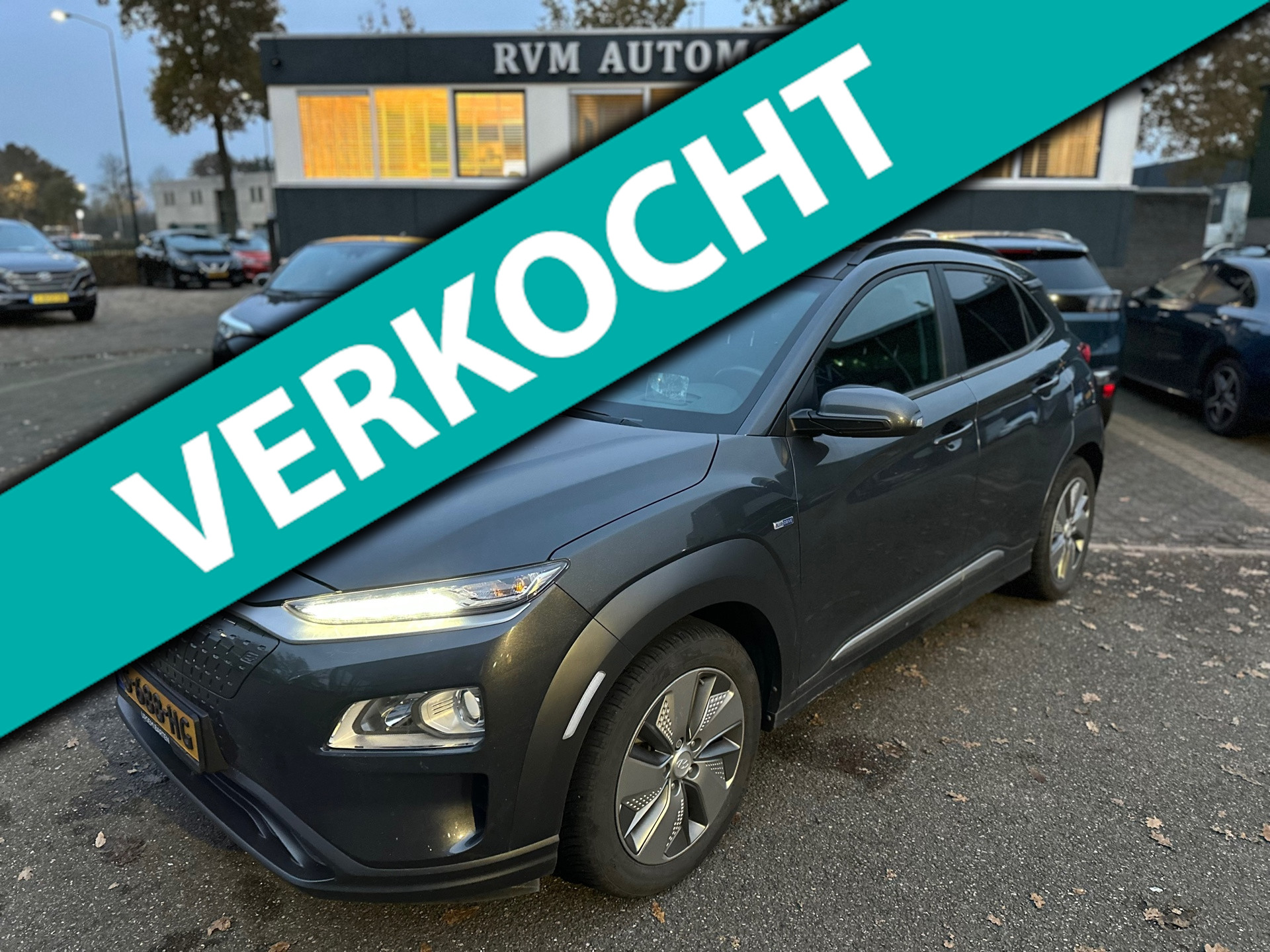 Hyundai KONA EV Comfort 64 kWh | 3 FASE |WARMTEPOMP | HEAD-UP | KRELL AUDIO | SOH 100% |€19.899 na aftrek subsidie